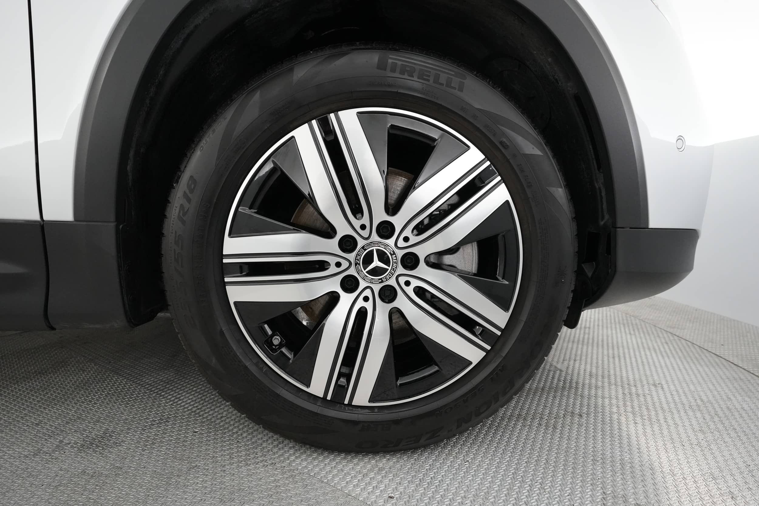 EverCars Co. vehicle image 16 for Mercedes-Benz EQB -  300 on EverCars Co.