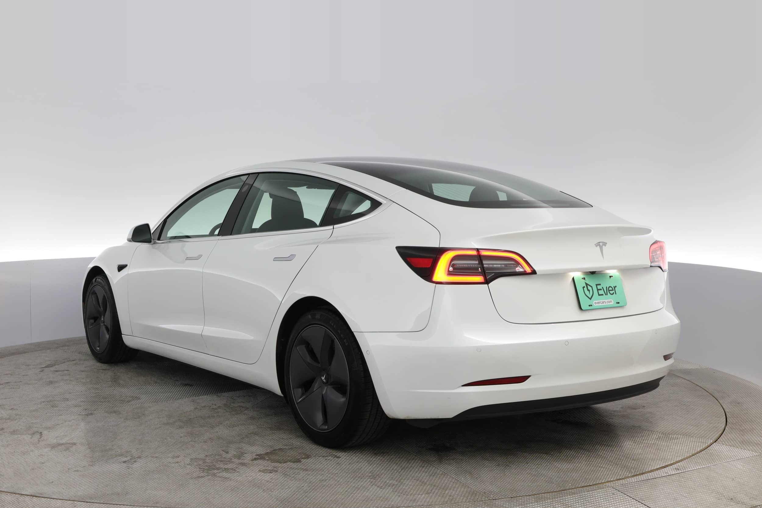 EverCars Co. vehicle image 9 for Tesla Model 3 -  Standard Range Plus on EverCars Co.