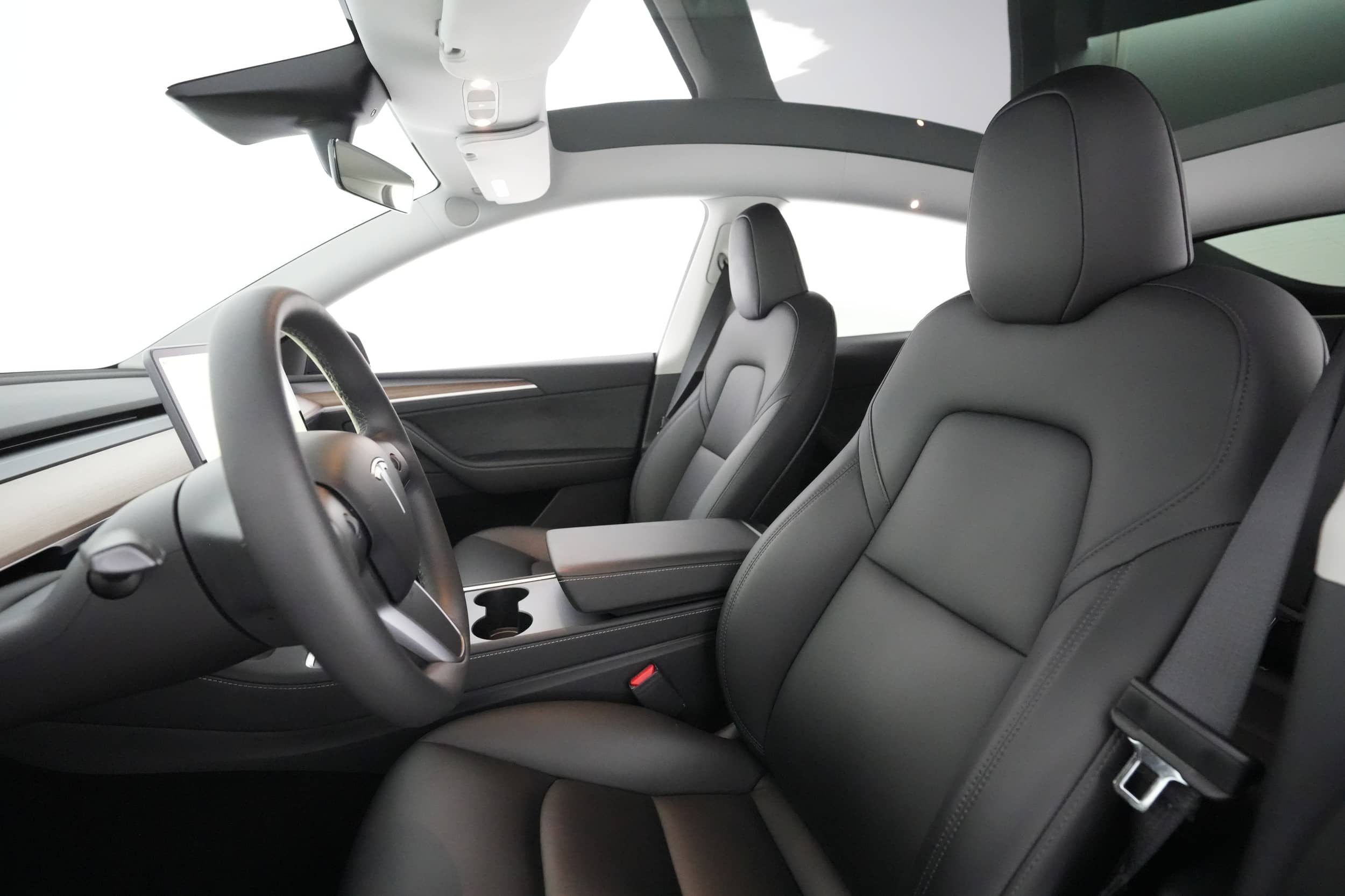 EverCars Co. vehicle image 3 for Tesla Model Y -  Long Range on EverCars Co.