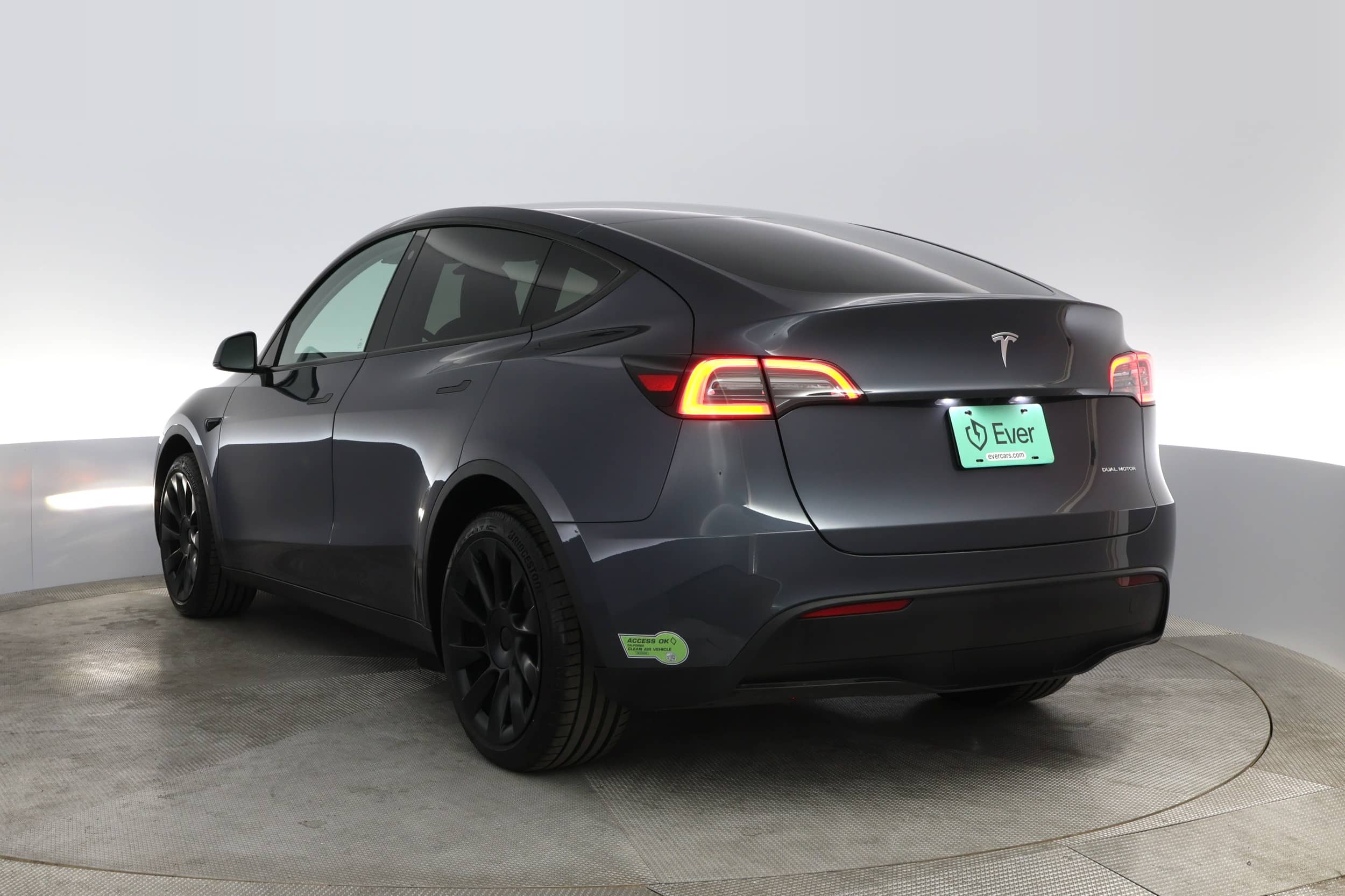 EverCars Co. vehicle image 9 for Tesla Model Y -  Long Range on EverCars Co.