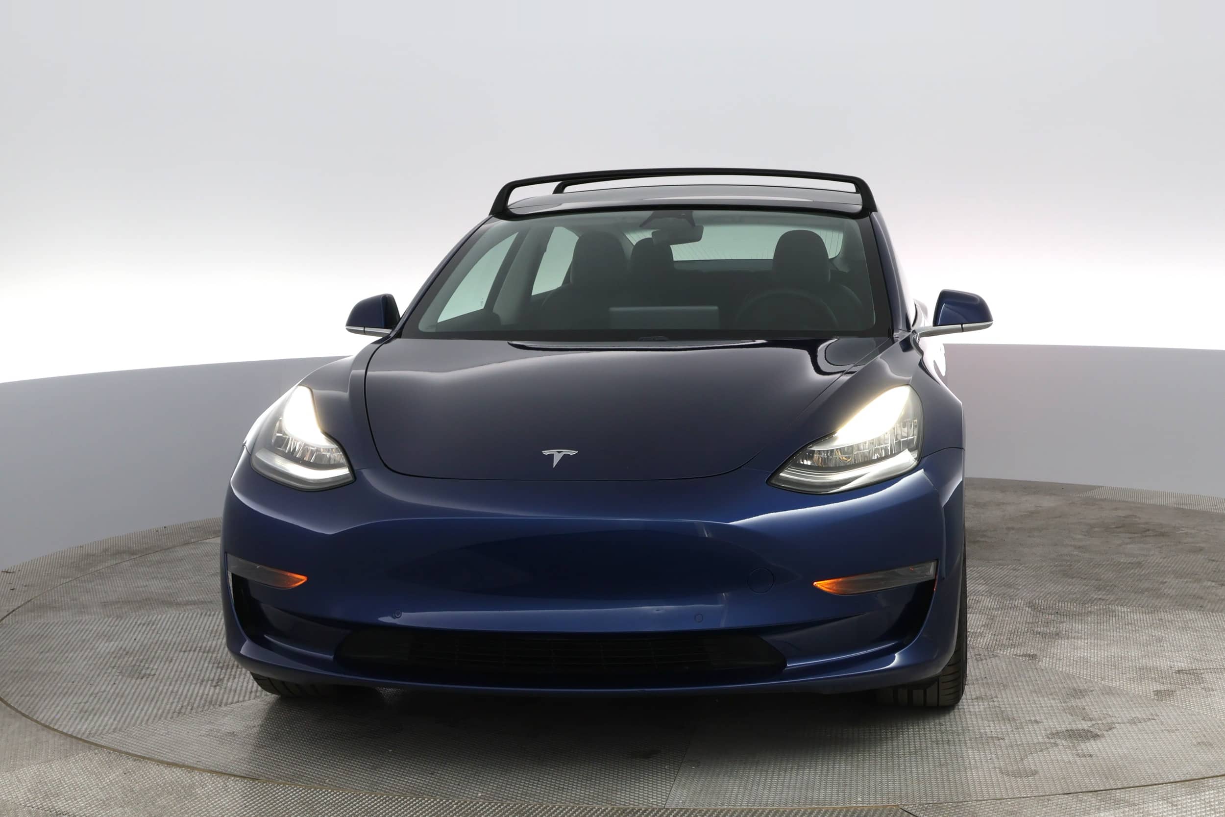 EverCars Co. vehicle image 5 for Tesla Model 3 -  Standard Range on EverCars Co.