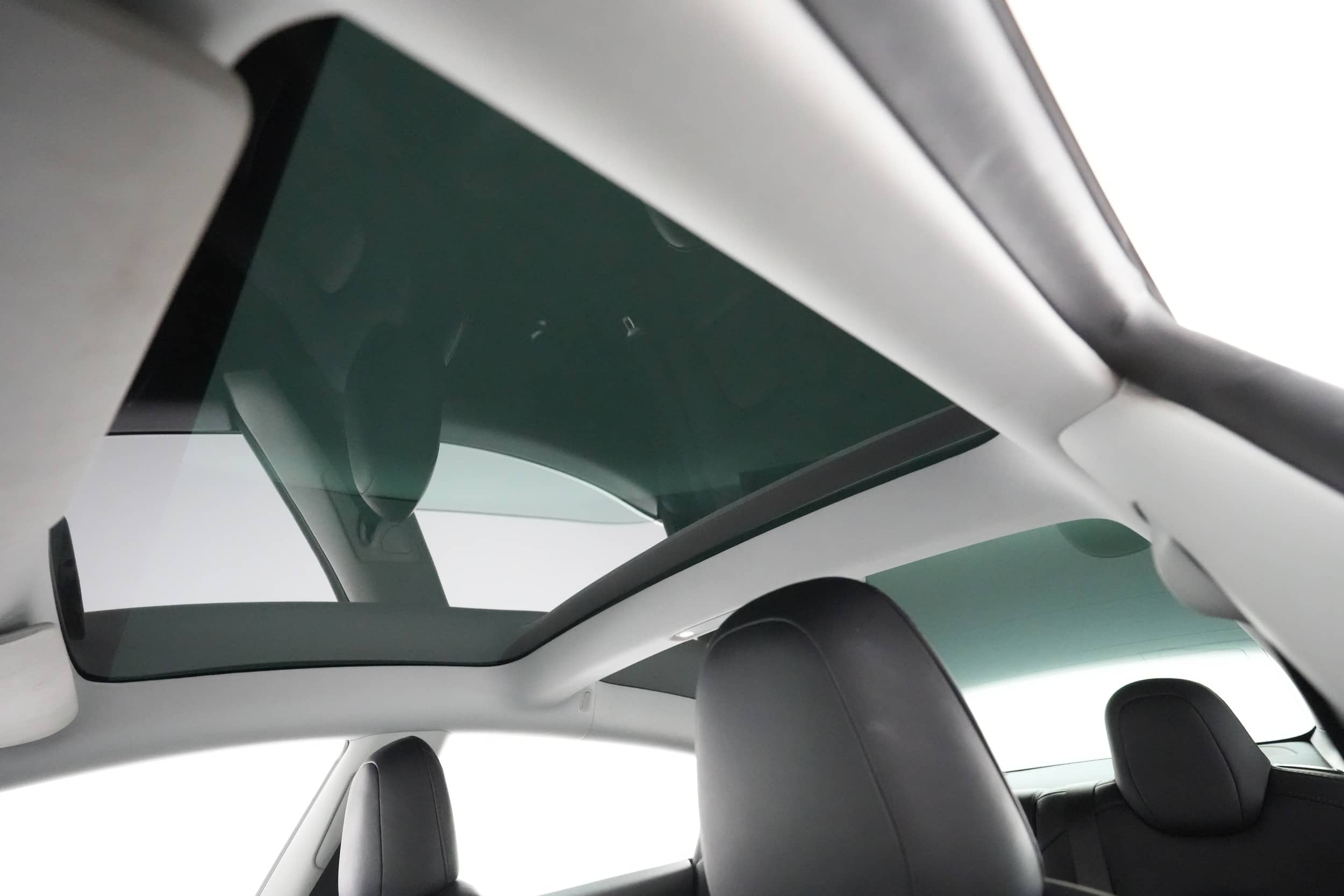 EverCars Co. vehicle image 18 for Tesla Model 3 -  Standard Range on EverCars Co.
