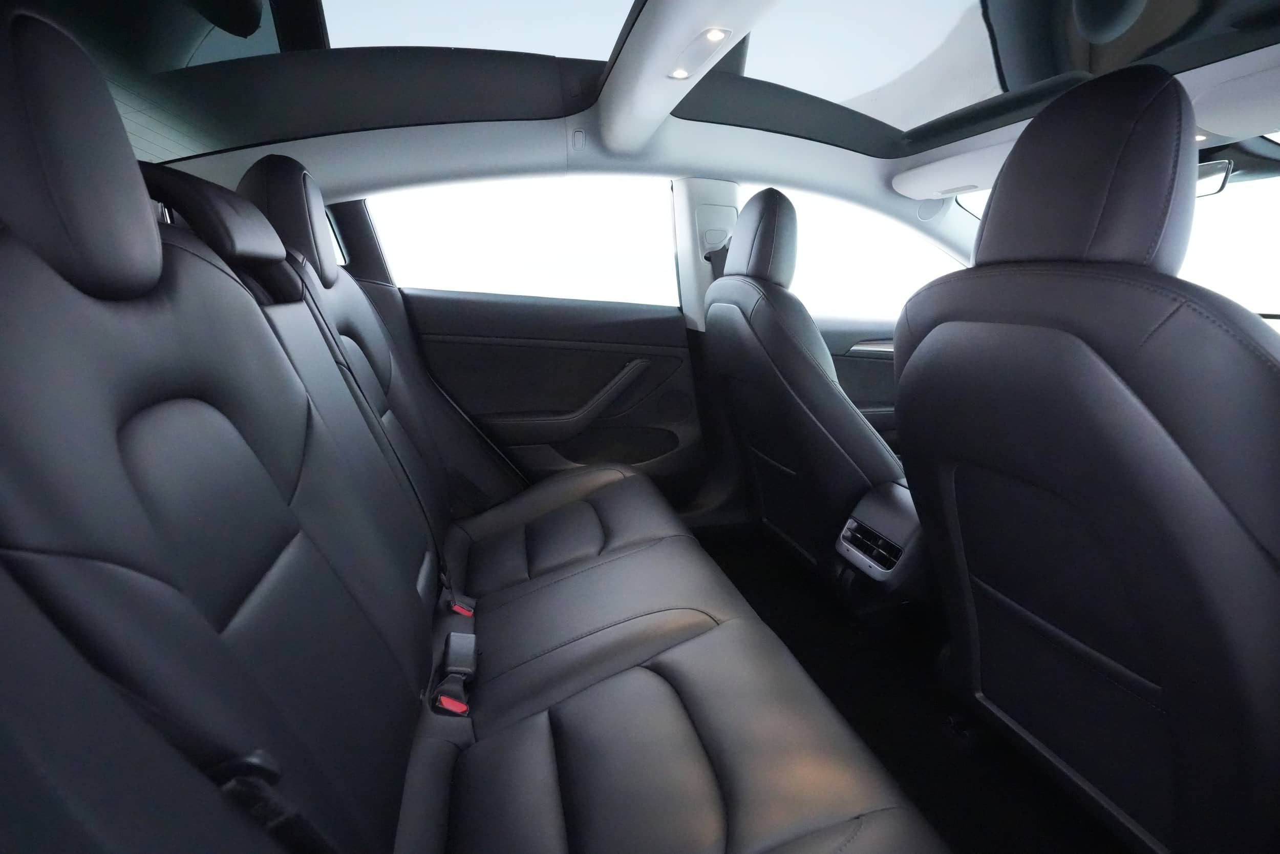 EverCars Co. vehicle image 3 for Tesla Model 3 -  Long Range on EverCars Co.