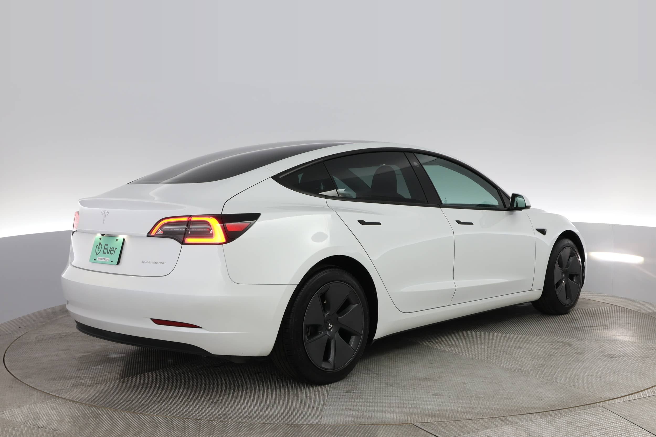 EverCars Co. vehicle image 2 for Tesla Model 3 -  Long Range on EverCars Co.