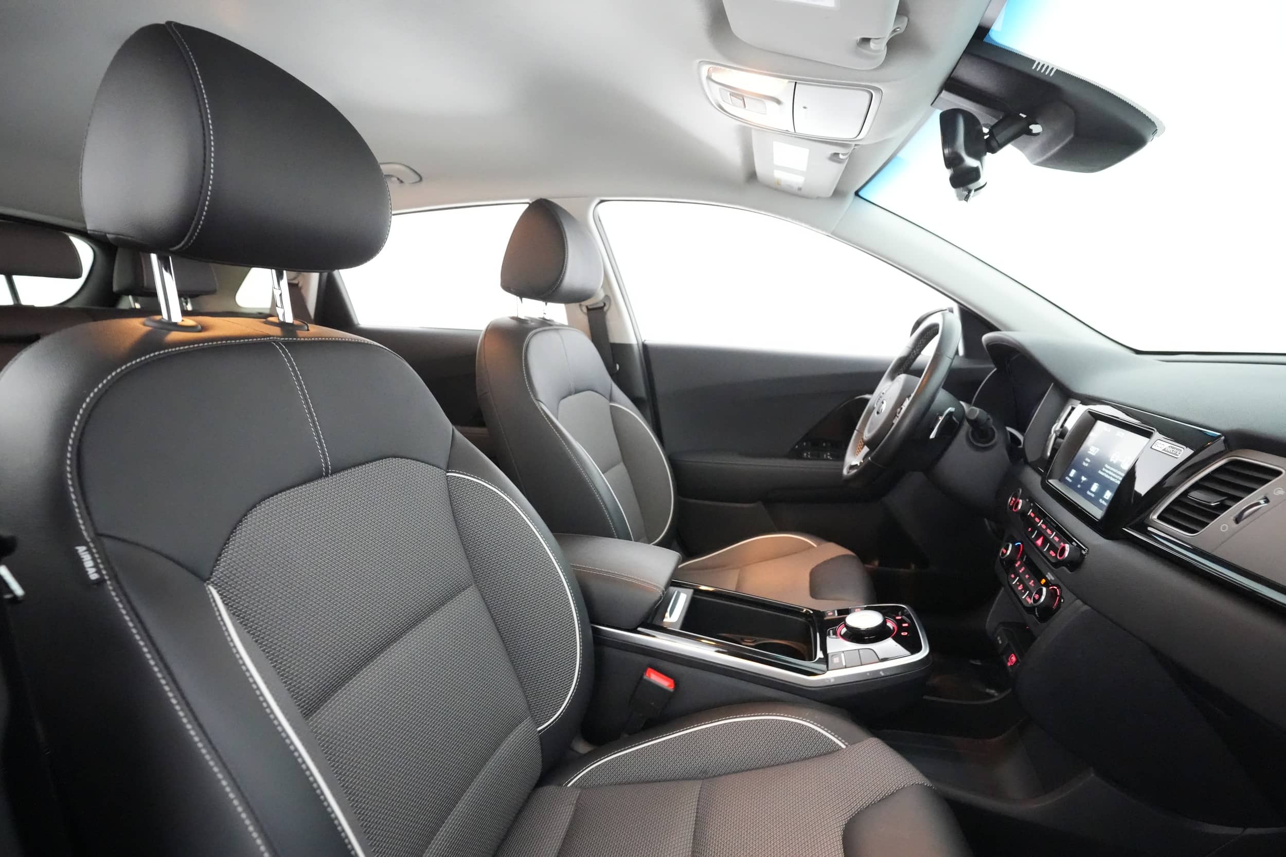 EverCars Co. vehicle image 19 for Kia Niro EV -  EX on EverCars Co.
