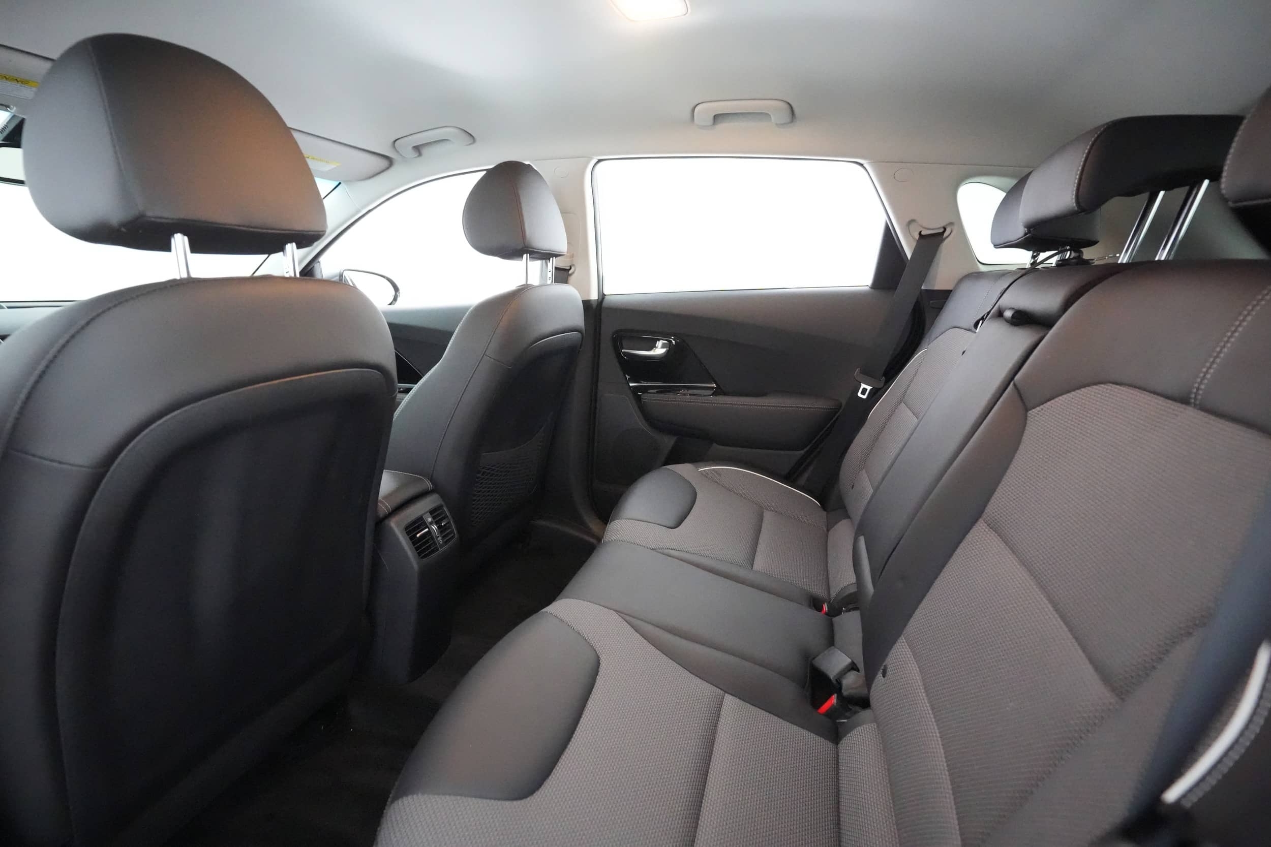 EverCars Co. vehicle image 18 for Kia Niro EV -  EX on EverCars Co.