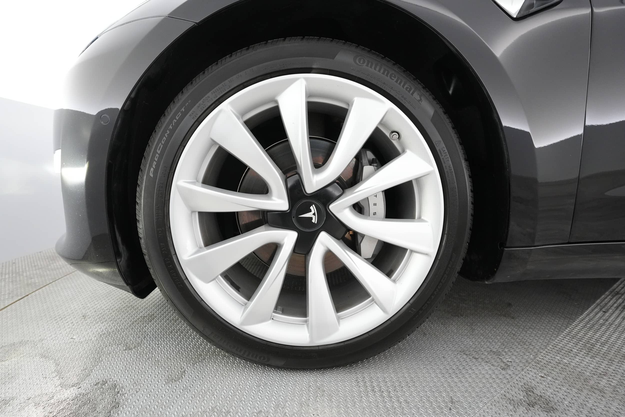 EverCars Co. vehicle image 11 for Tesla Model 3 -  Long Range on EverCars Co.