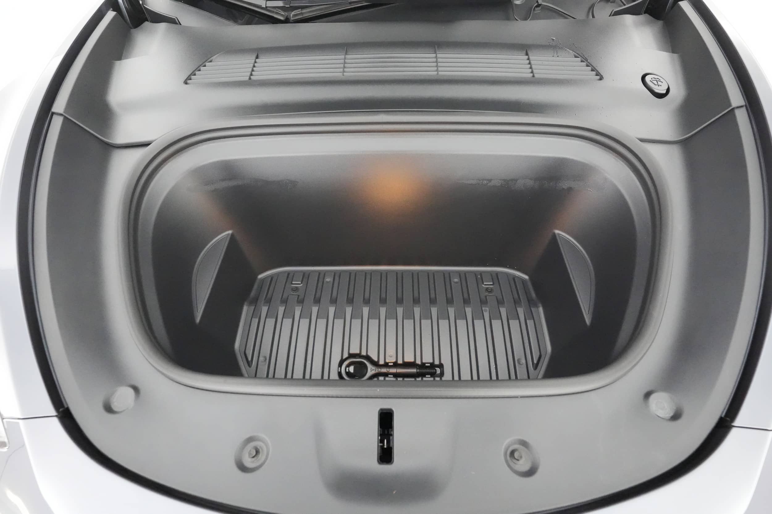 EverCars Co. vehicle image 19 for Tesla Model Y -  Long Range on EverCars Co.