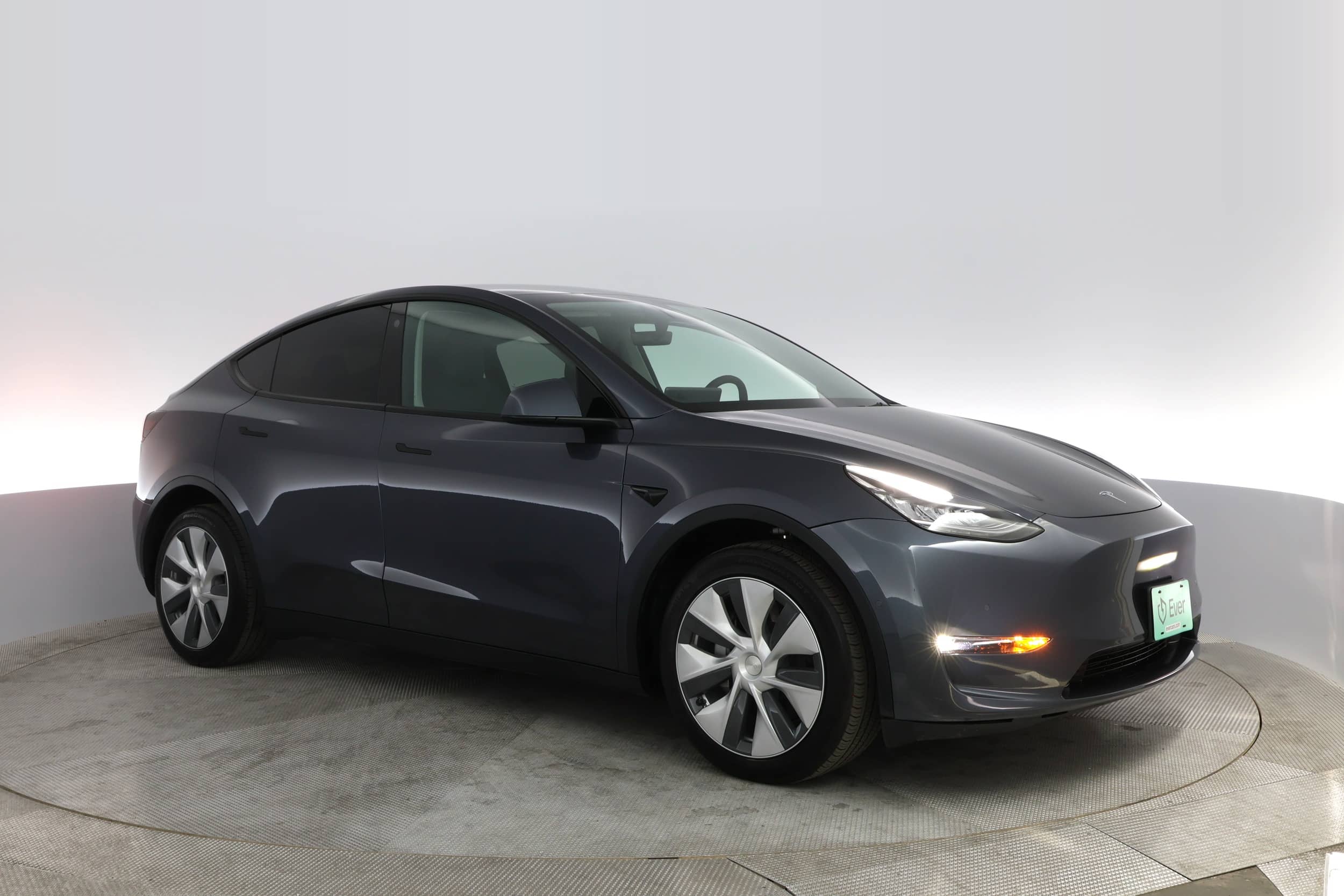 EverCars Co. vehicle image 7 for Tesla Model Y -  Long Range on EverCars Co.