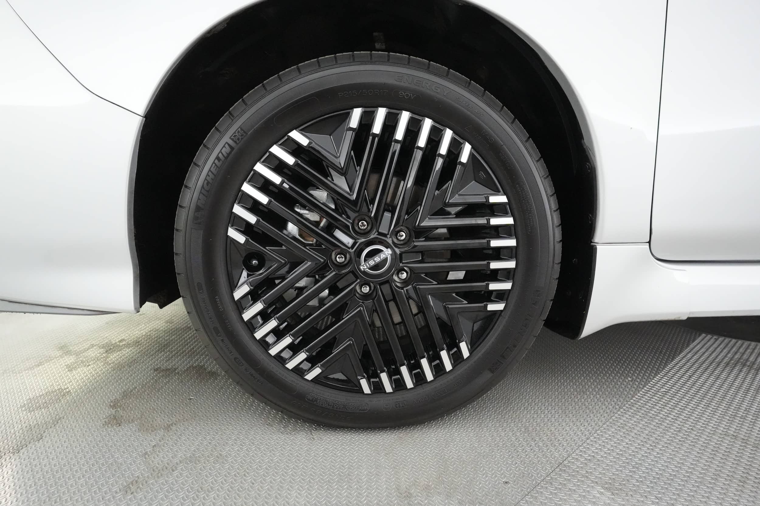 EverCars Co. vehicle image 7 for Nissan LEAF -  SV Plus on EverCars Co.