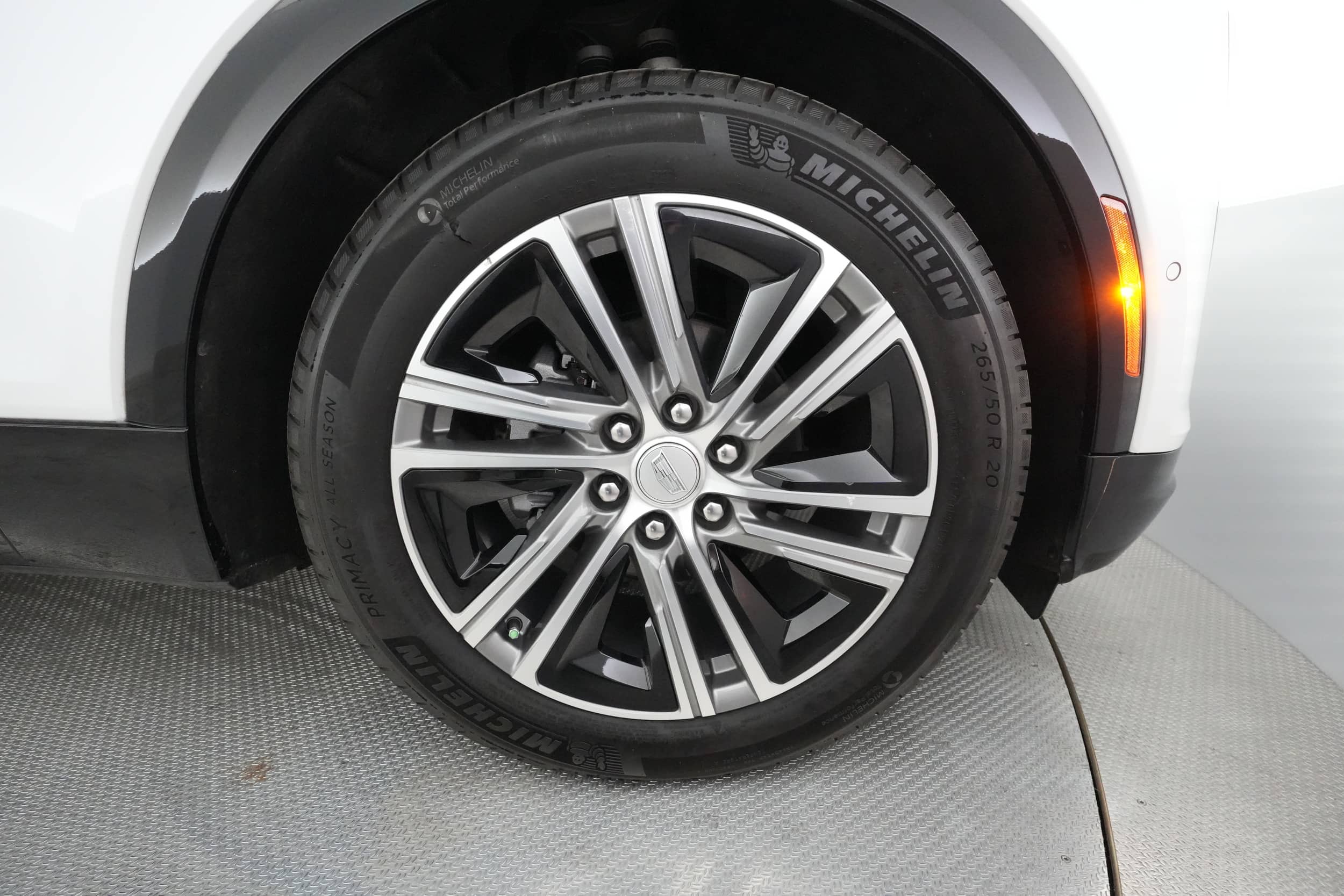 EverCars Co. vehicle image 15 for Cadillac LYRIQ -  Luxury 1 on EverCars Co.