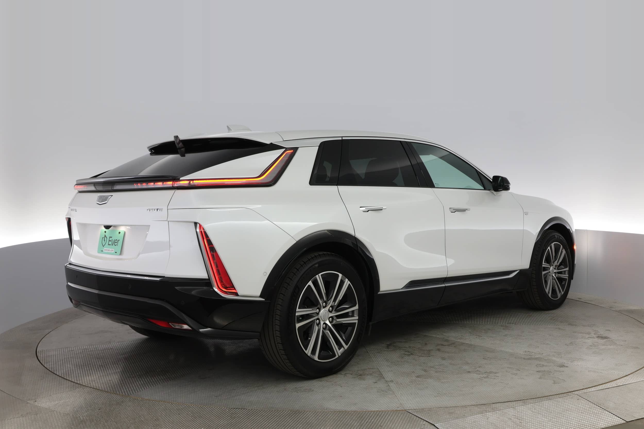 EverCars Co. vehicle image 2 for Cadillac LYRIQ -  Luxury 1 on EverCars Co.