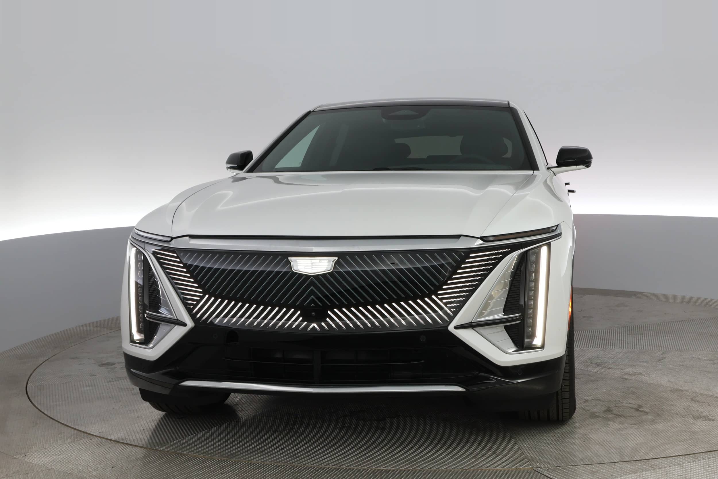 EverCars Co. vehicle image 12 for Cadillac LYRIQ -  Luxury 1 on EverCars Co.