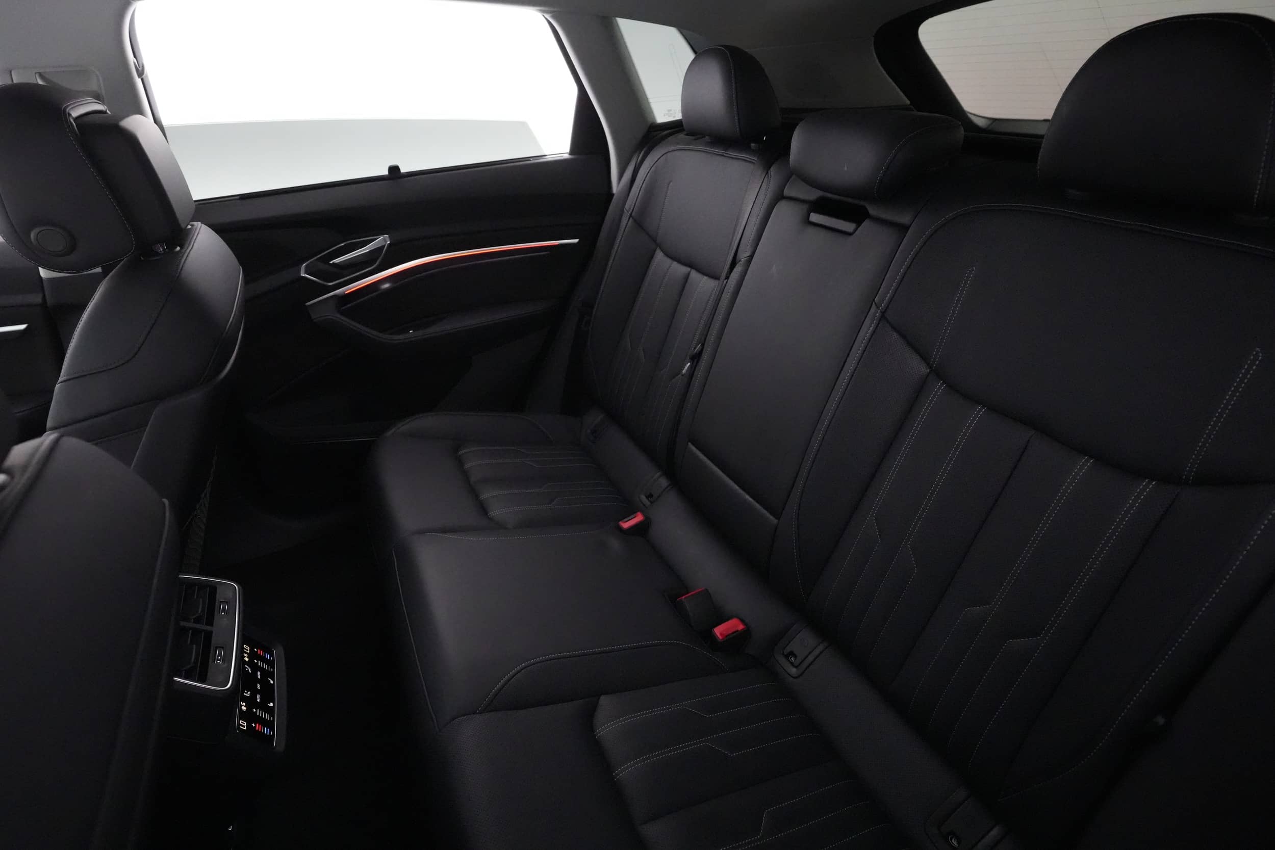 EverCars Co. vehicle image 20 for Audi e-tron -  Prestige on EverCars Co.