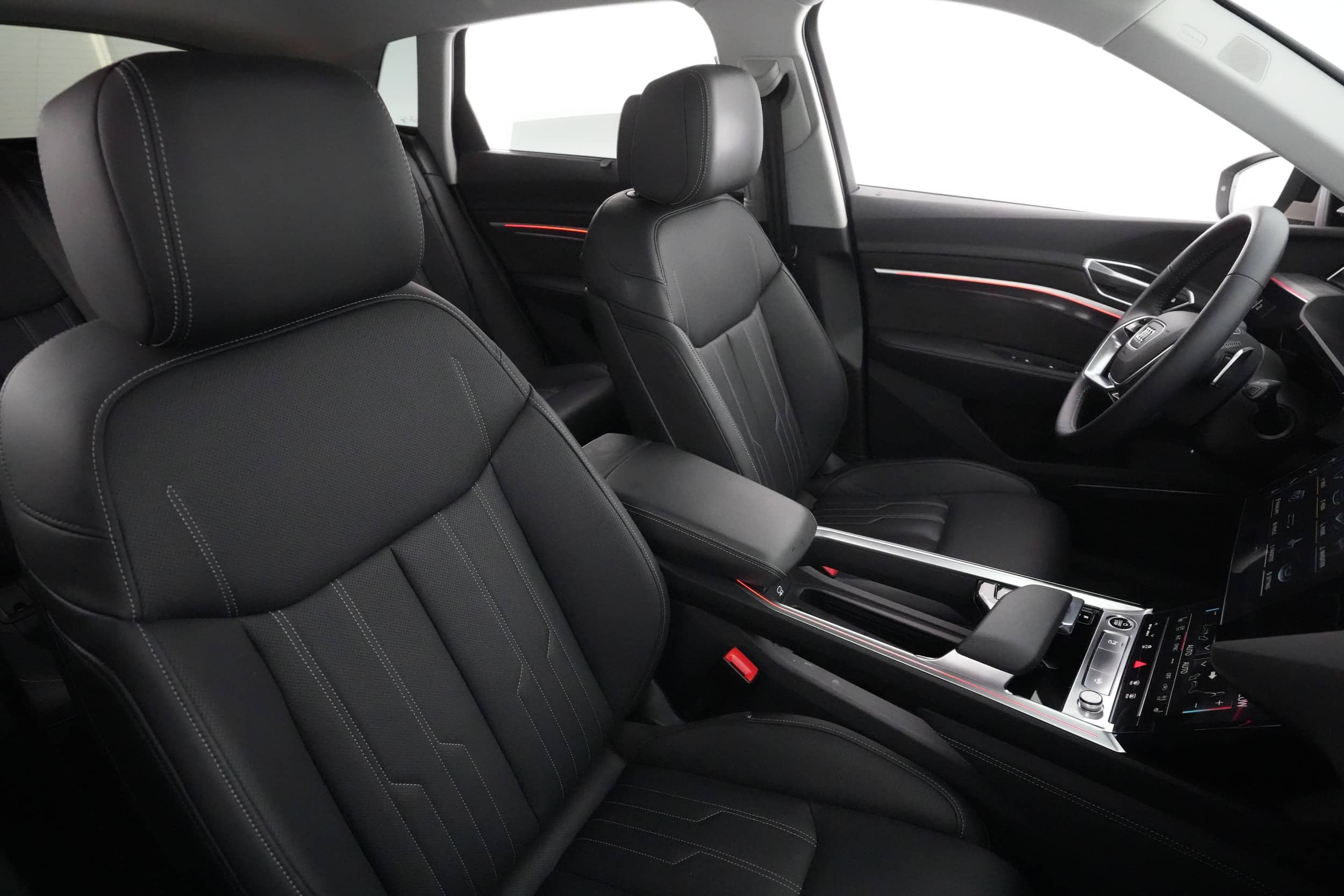 EverCars Co. vehicle image 19 for Audi e-tron -  Prestige on EverCars Co.