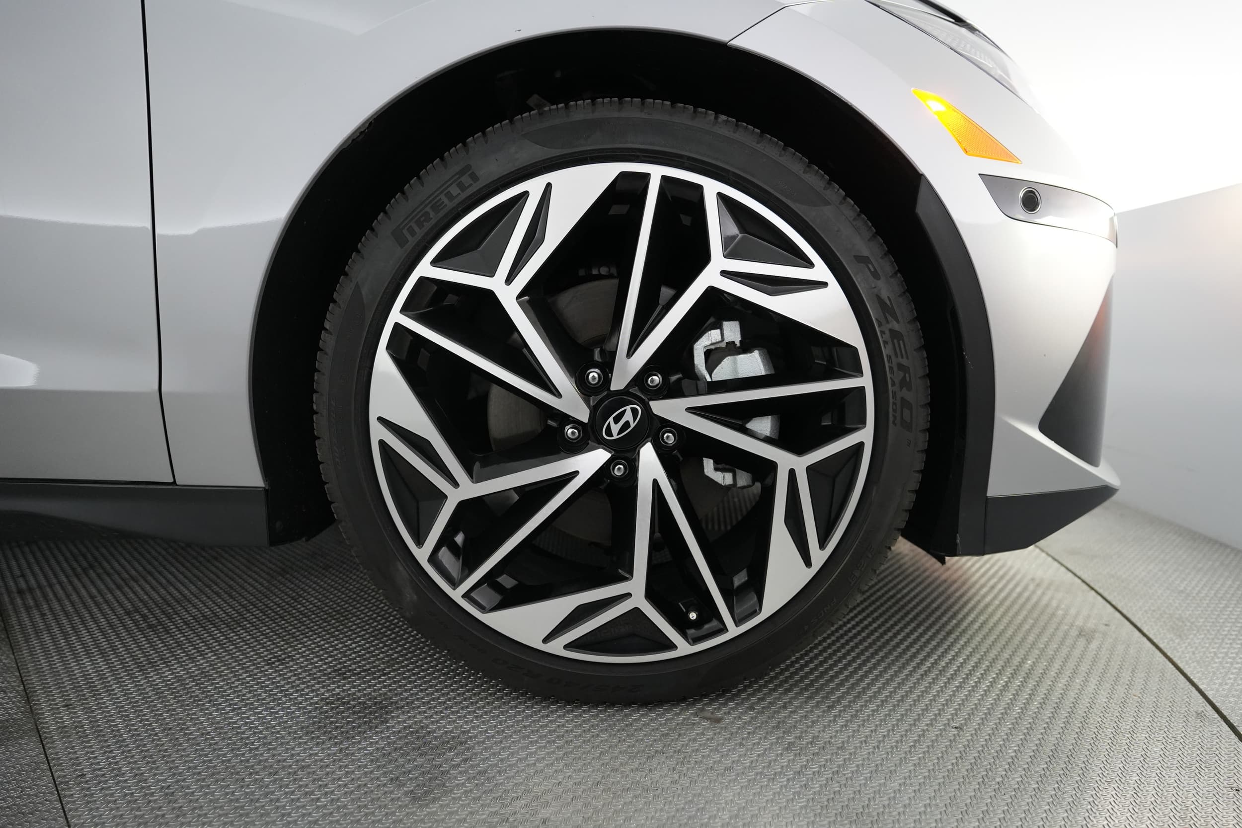 2024 Hyundai IONIQ 6