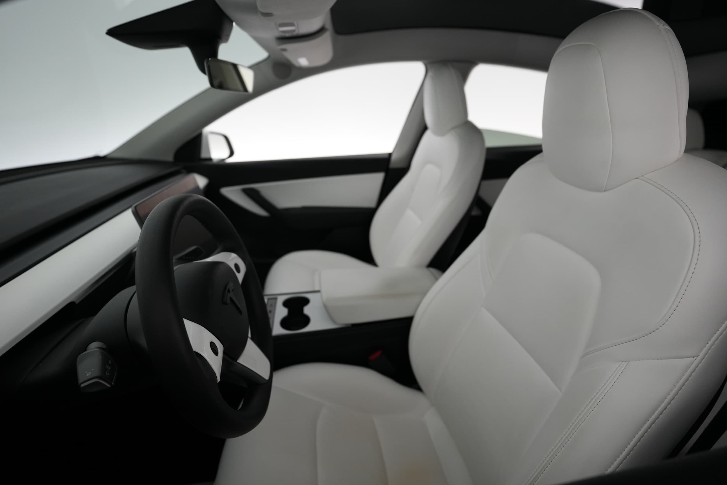 2022 Tesla Model Y interior