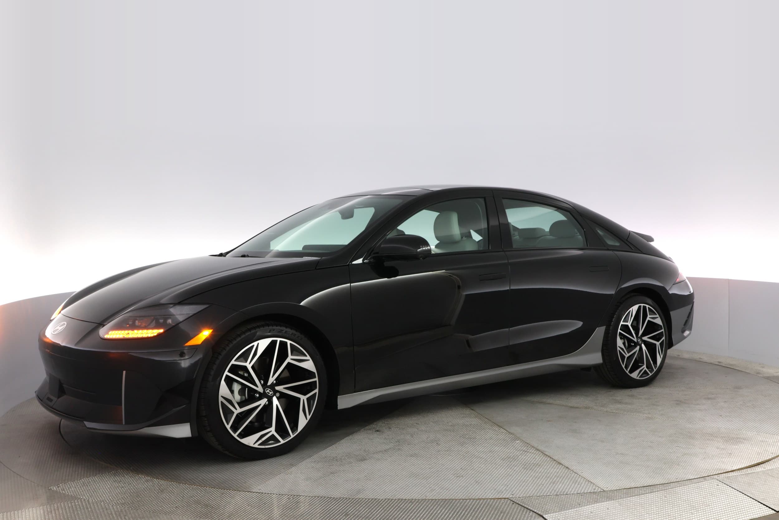 2023 Hyundai IONIQ 6