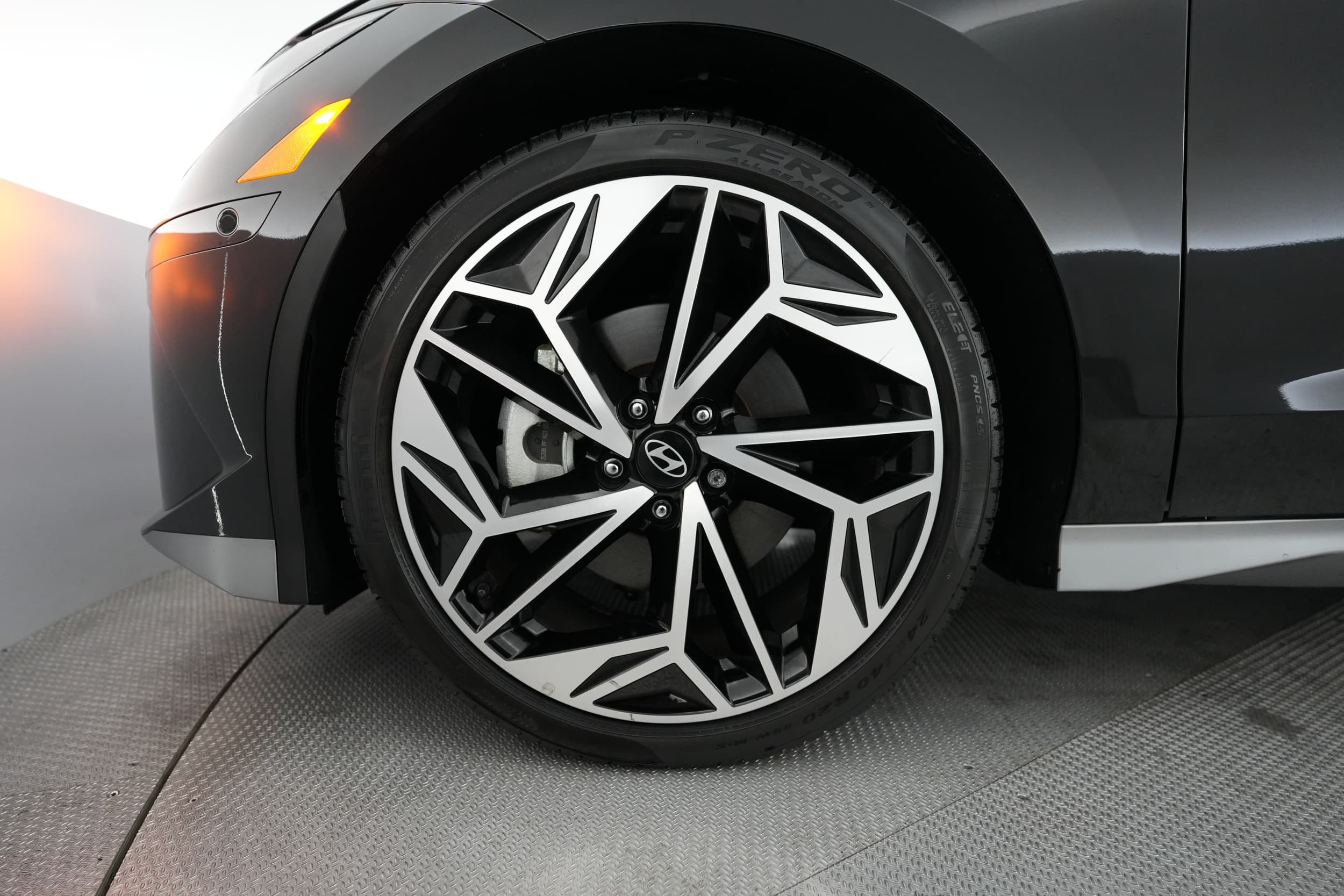 2023 Hyundai IONIQ 6