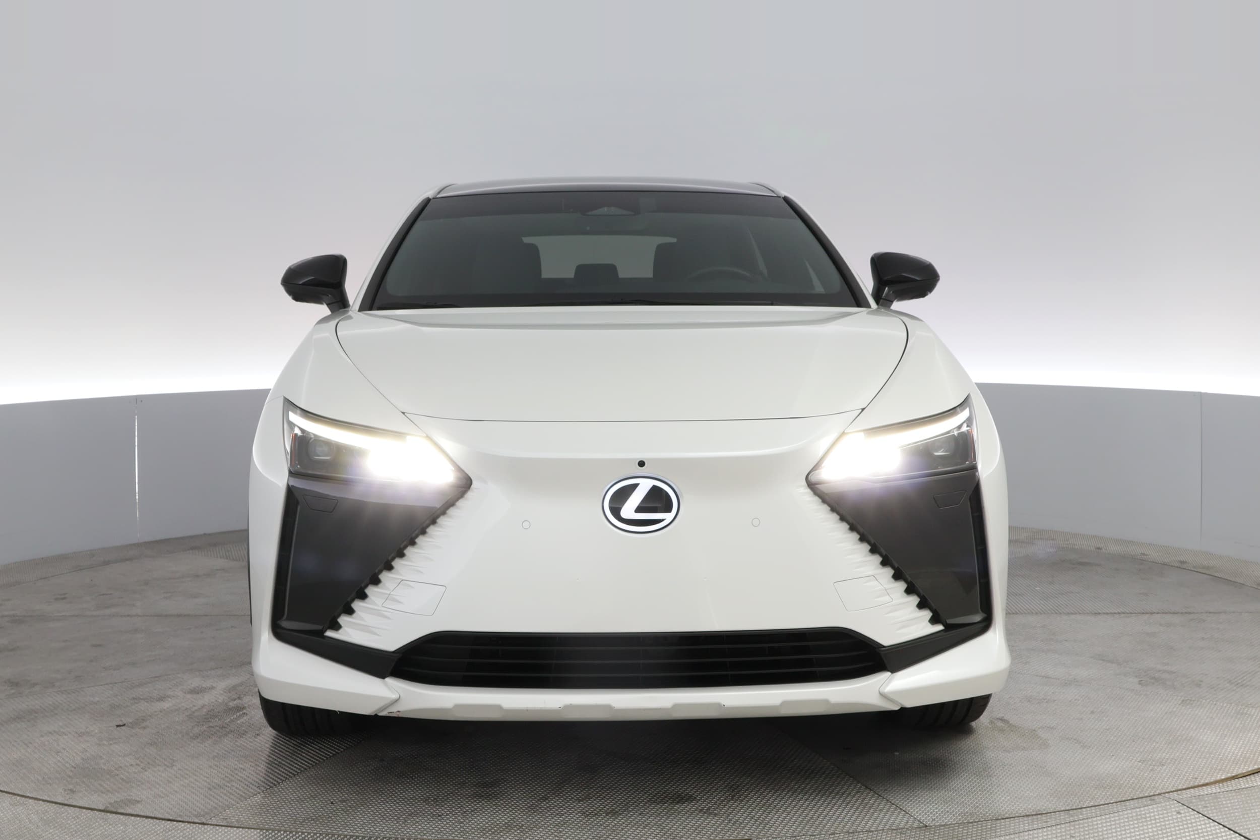 2023 Lexus RZ