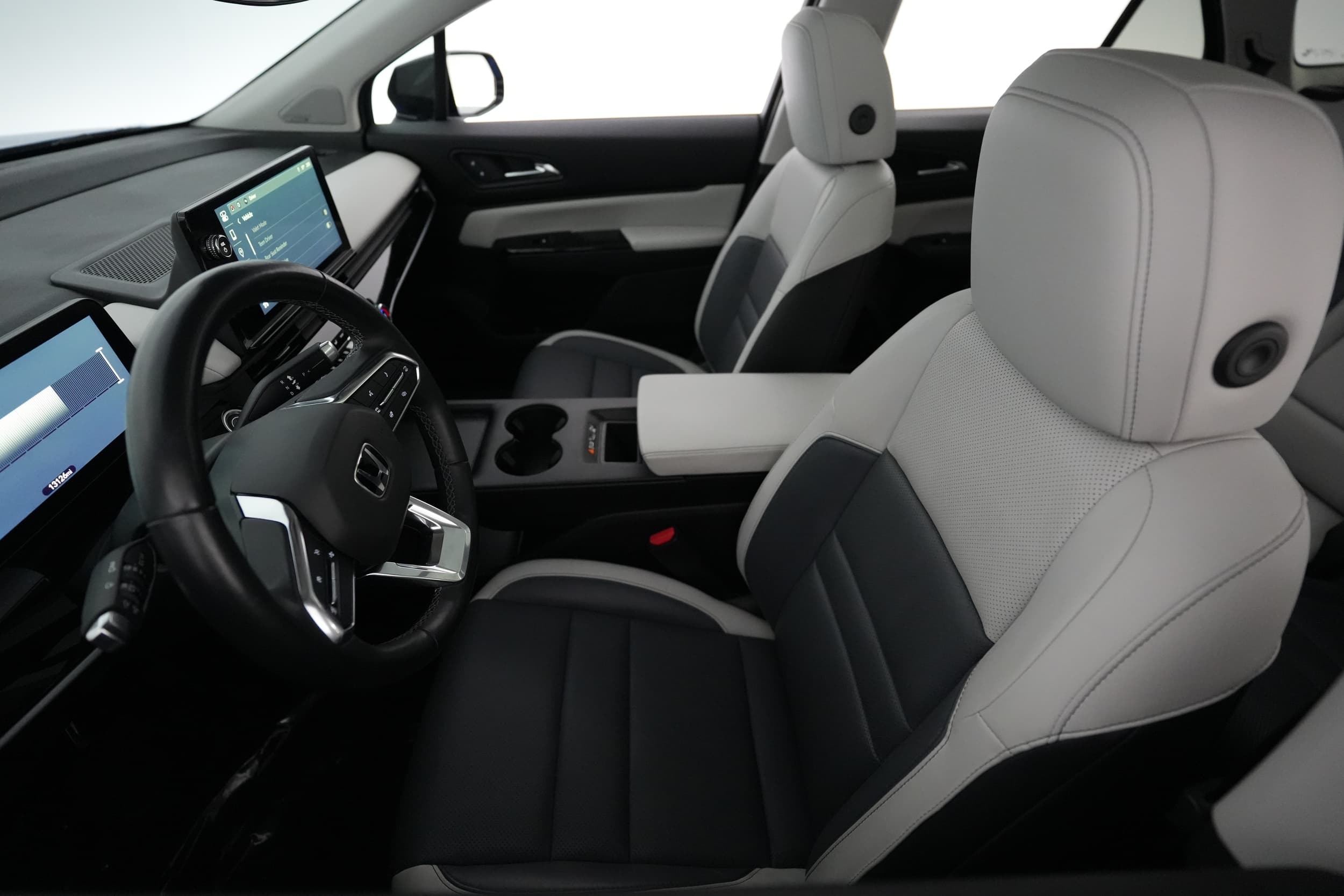 2024 Honda Prologue interior