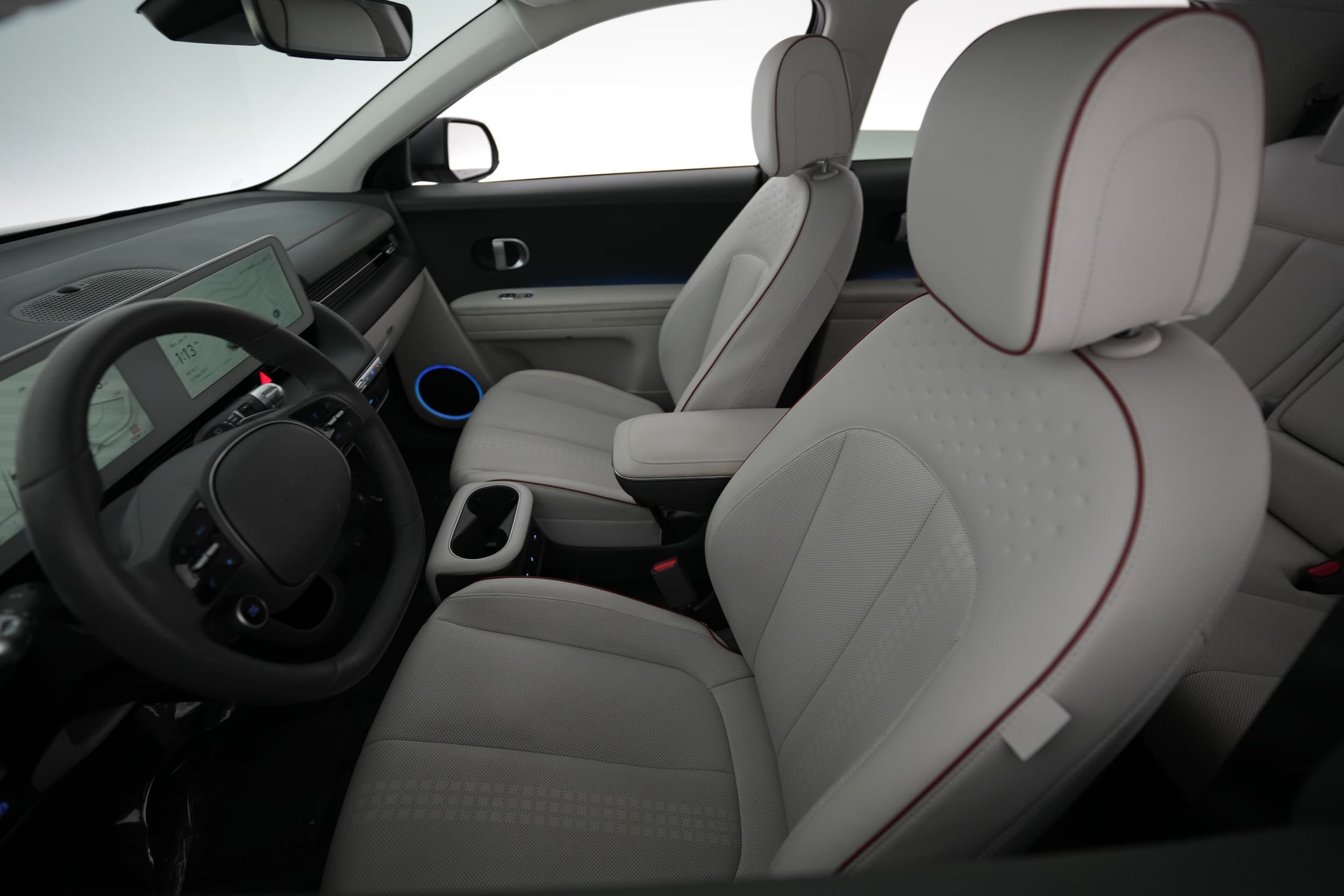 2023 Hyundai IONIQ 5 interior