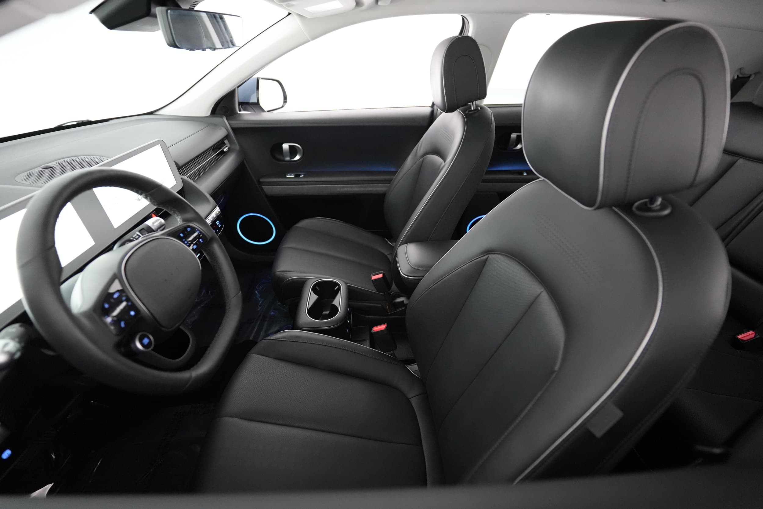 2024 Hyundai IONIQ 5 interior