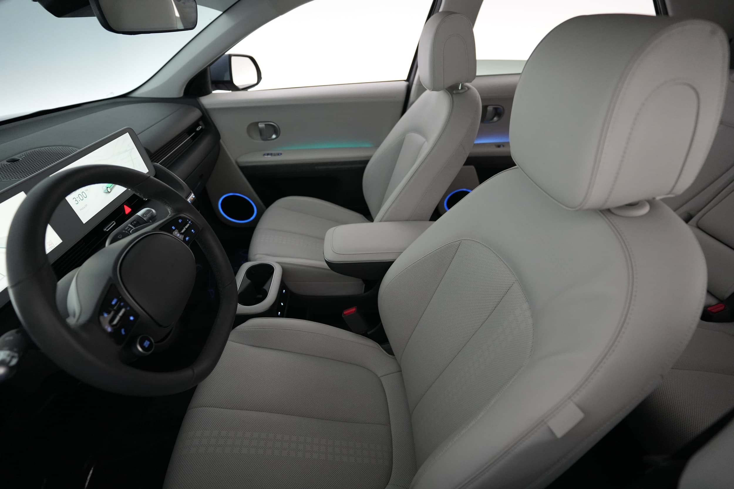 2023 Hyundai IONIQ 5 interior