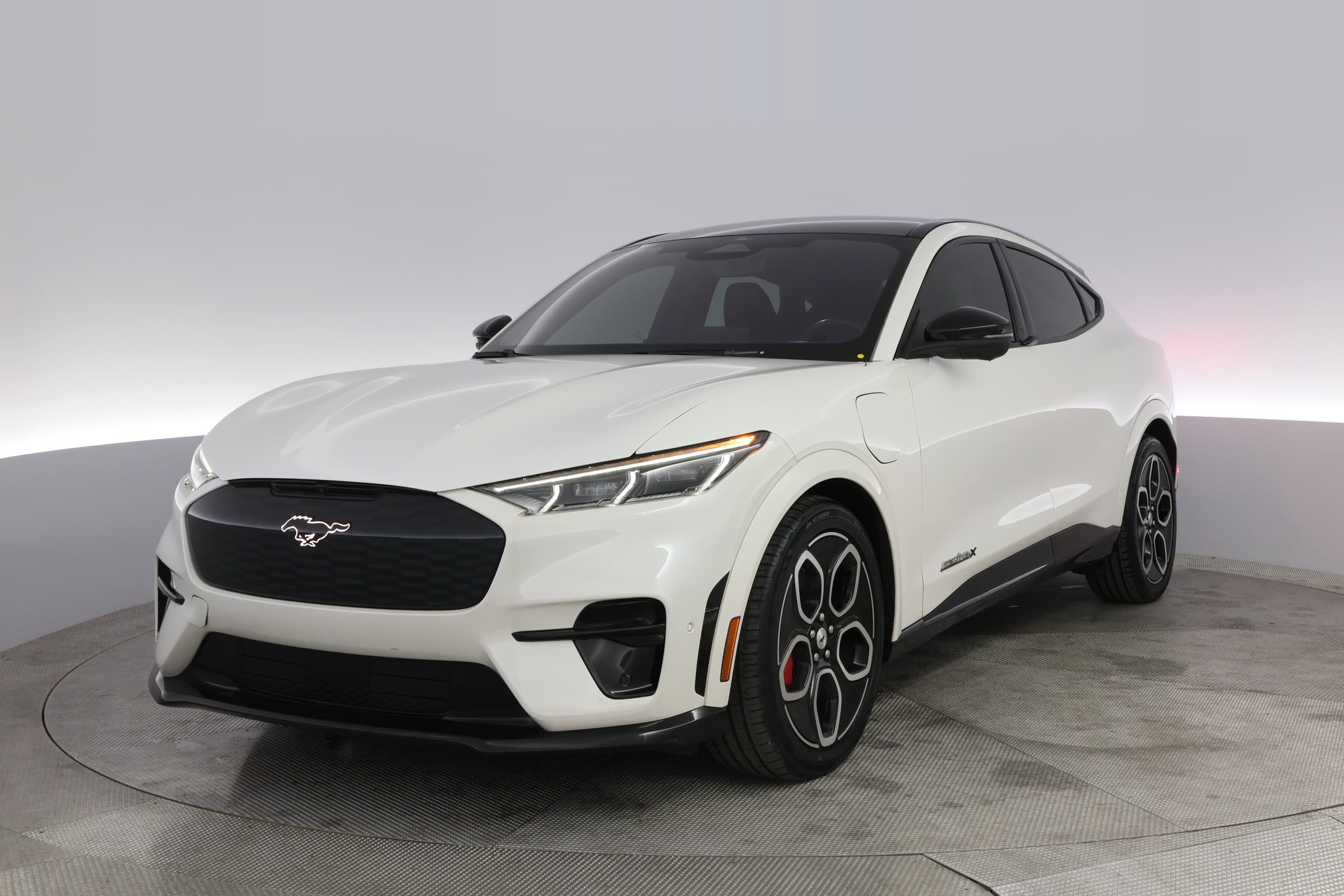 2022 Ford Mustang Mach-E