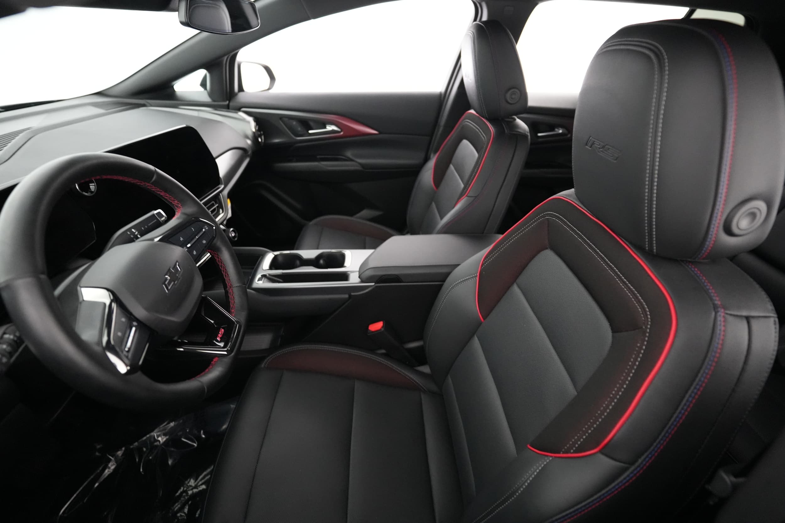 2024 Chevrolet Equinox EV interior