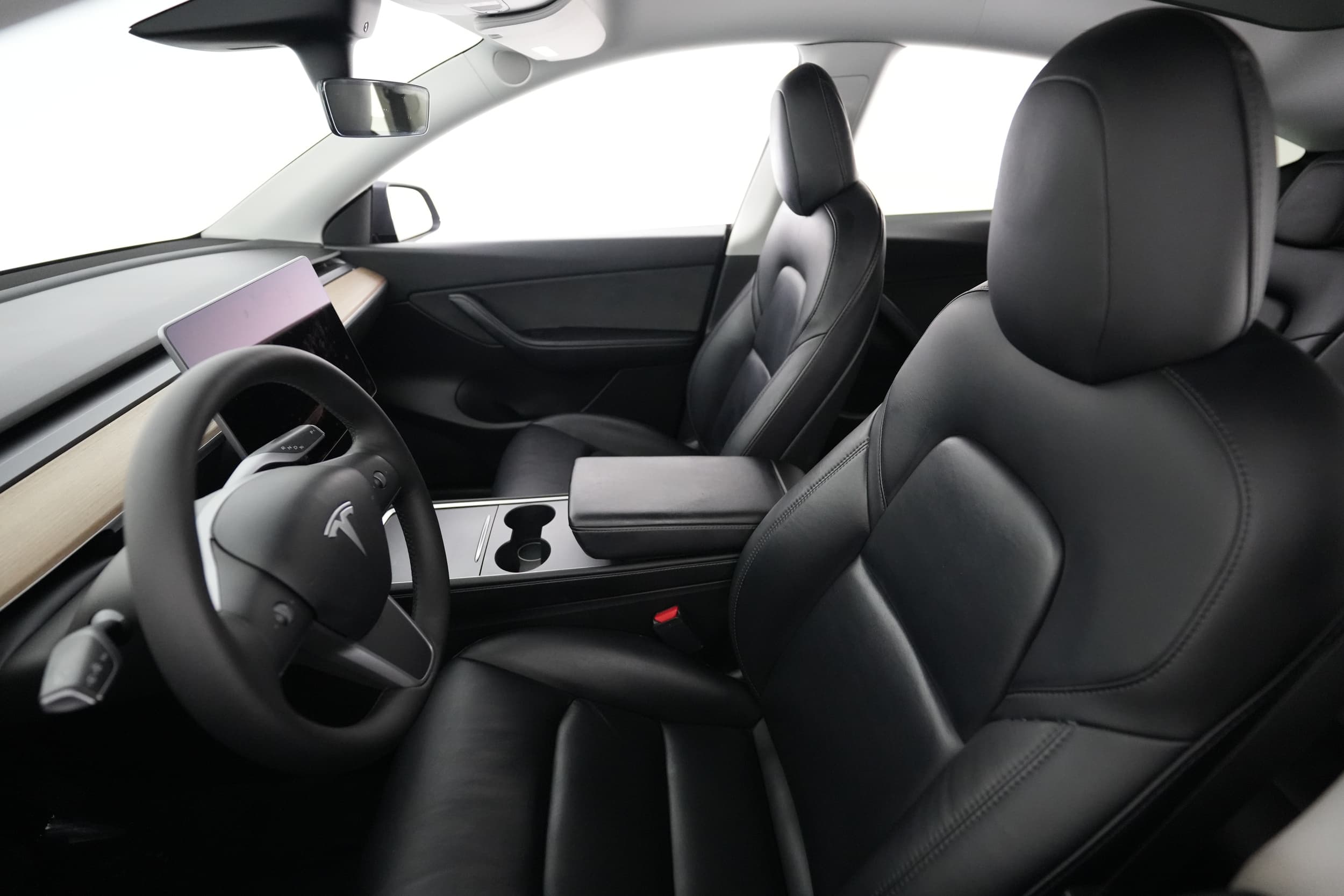 2022 Tesla Model Y interior