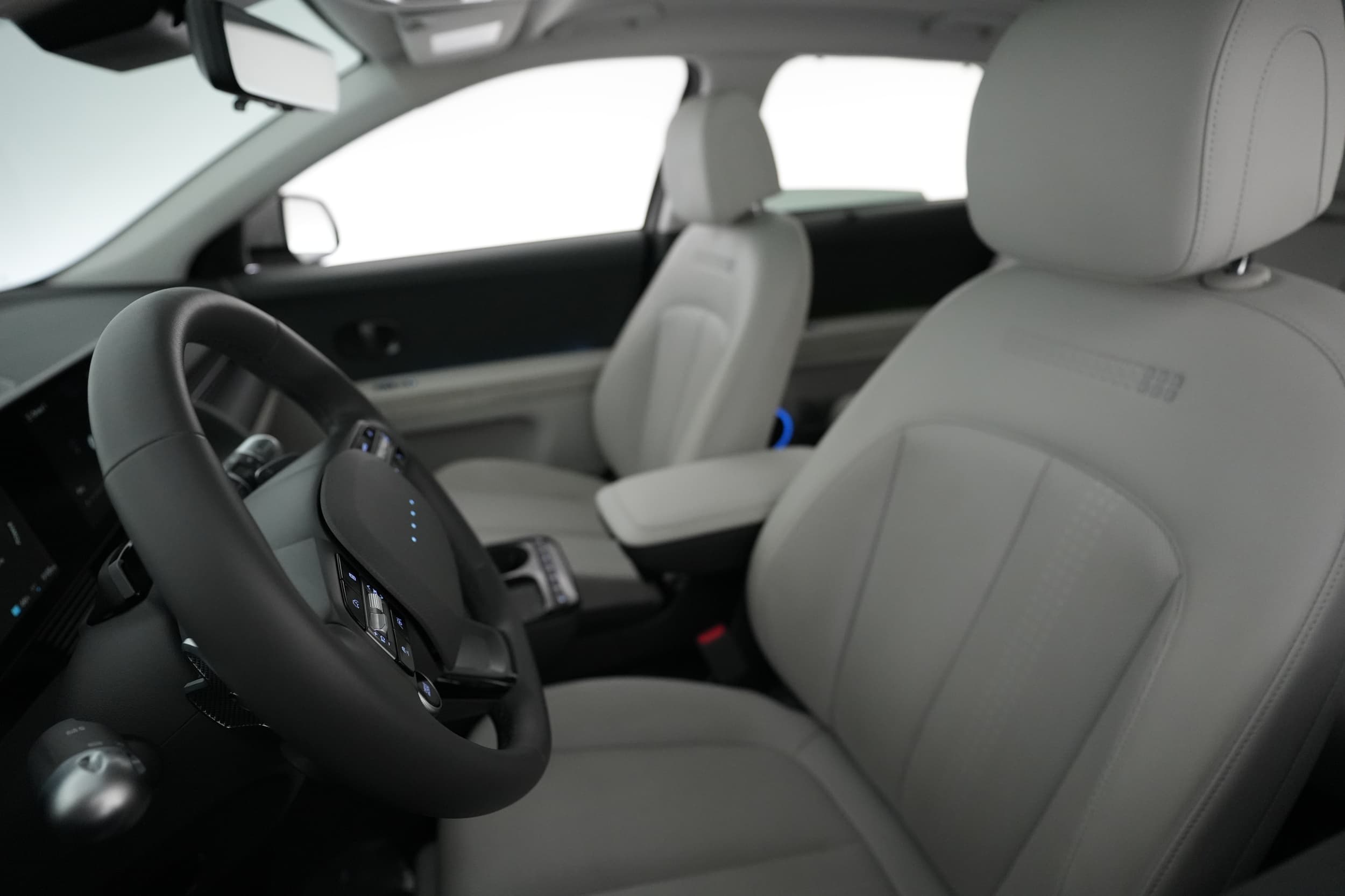 2025 Hyundai IONIQ 5 interior