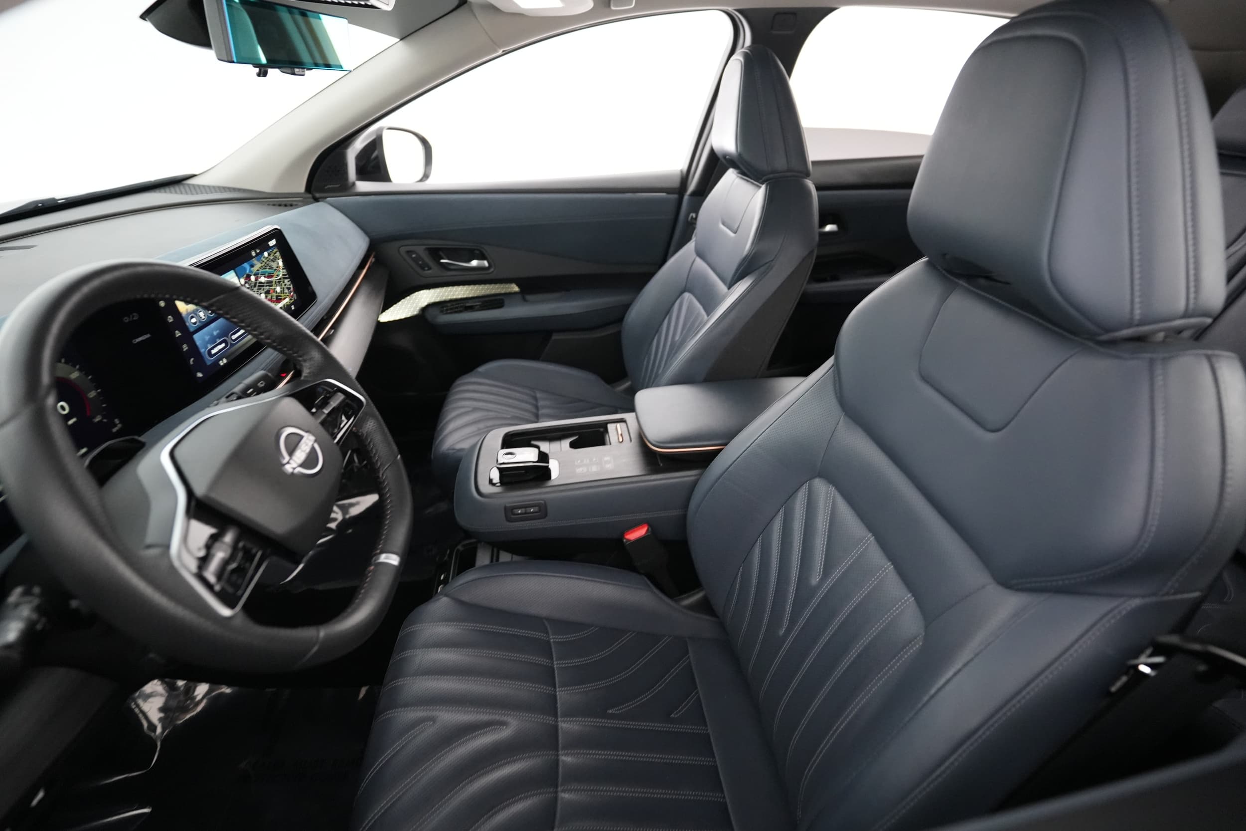 2023 Nissan Ariya interior