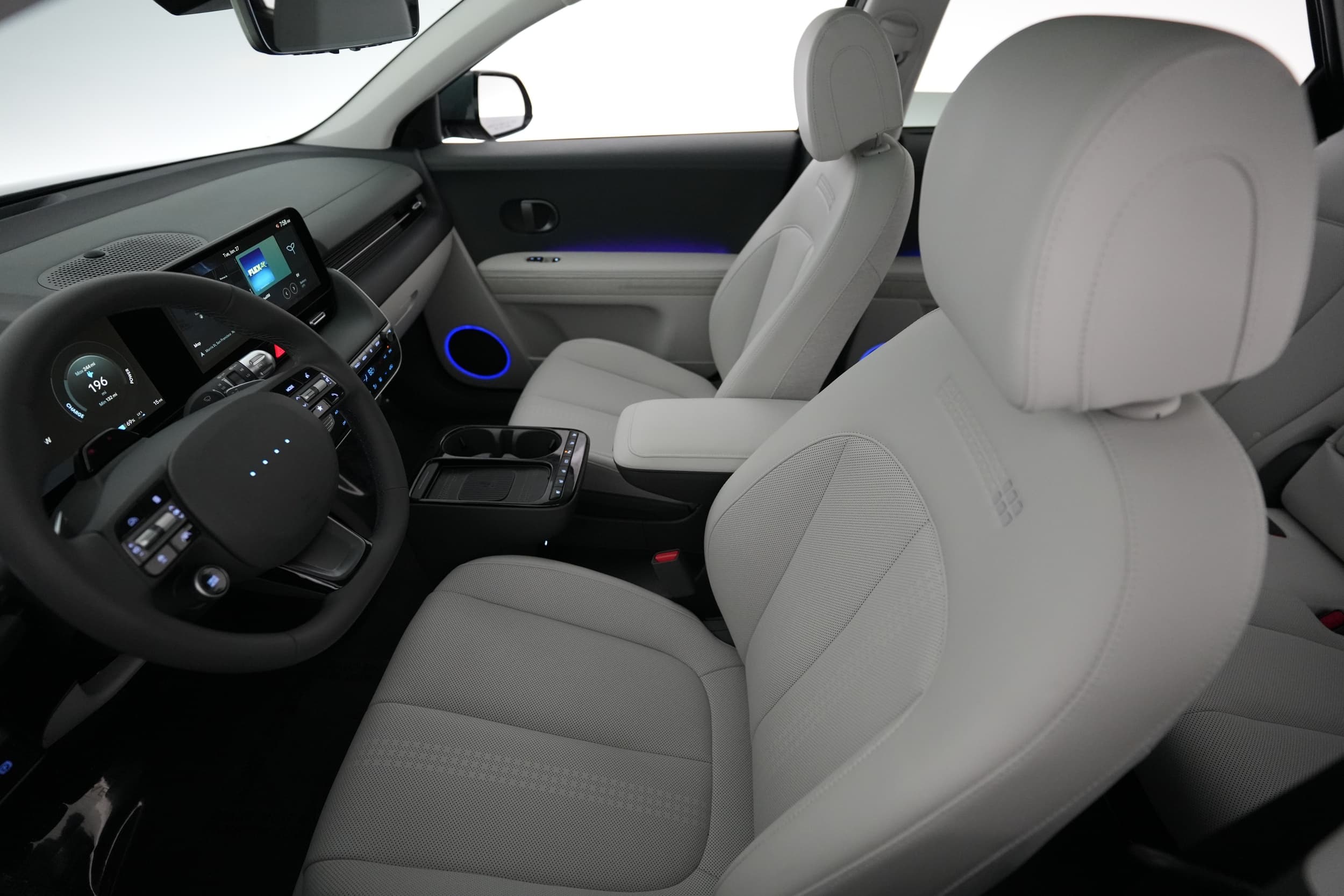 2025 Hyundai IONIQ 5 interior