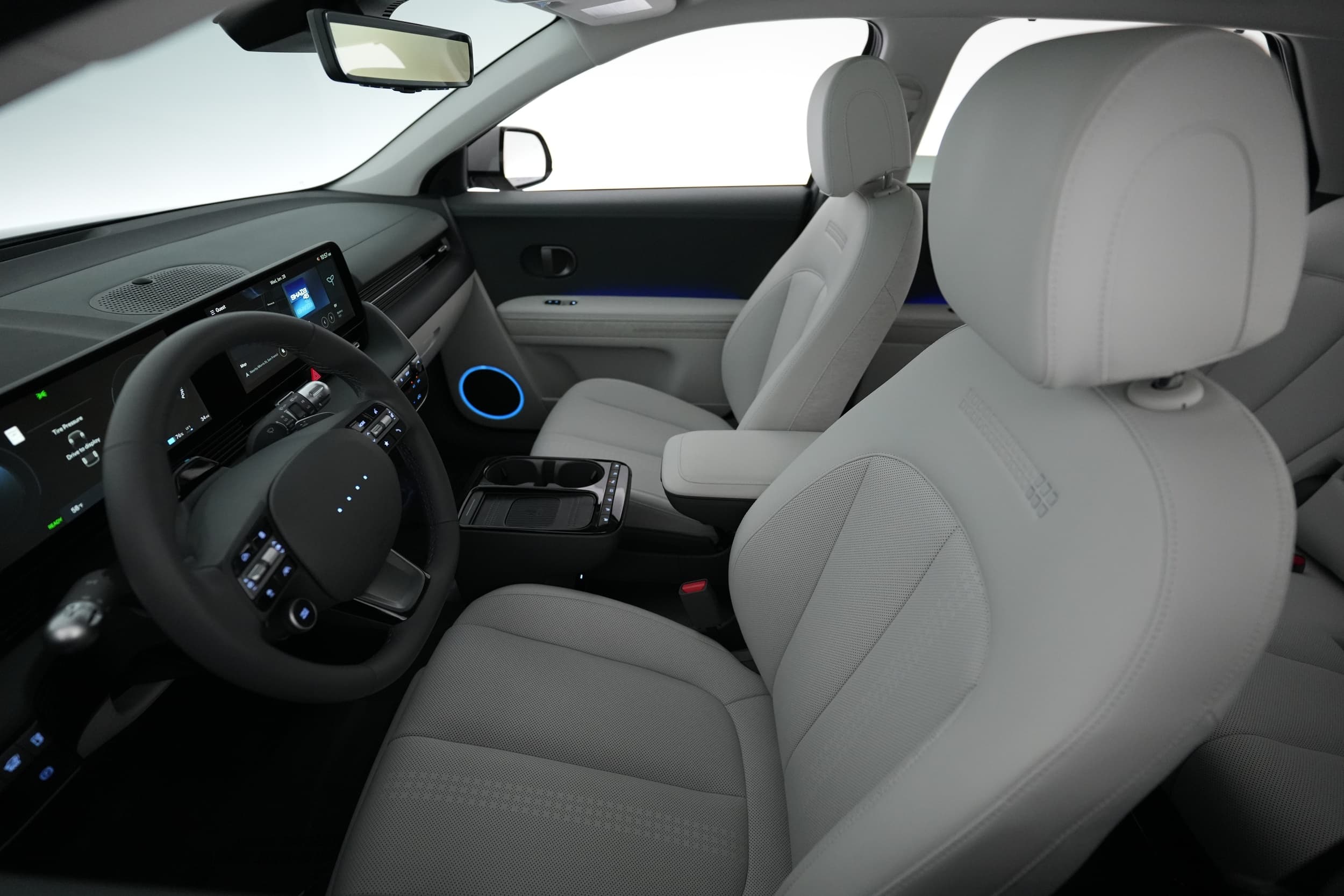 2025 Hyundai IONIQ 5 interior