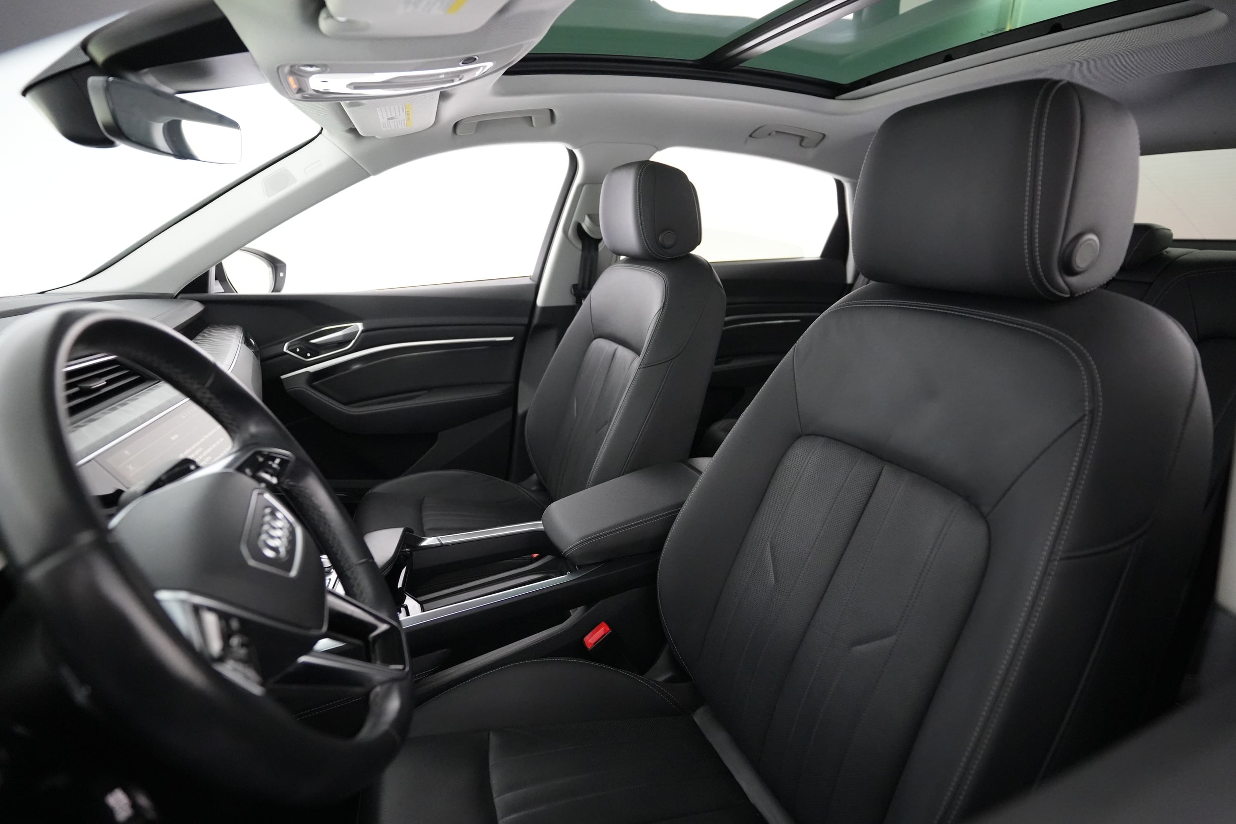 2022 Audi e-tron Sportback interior