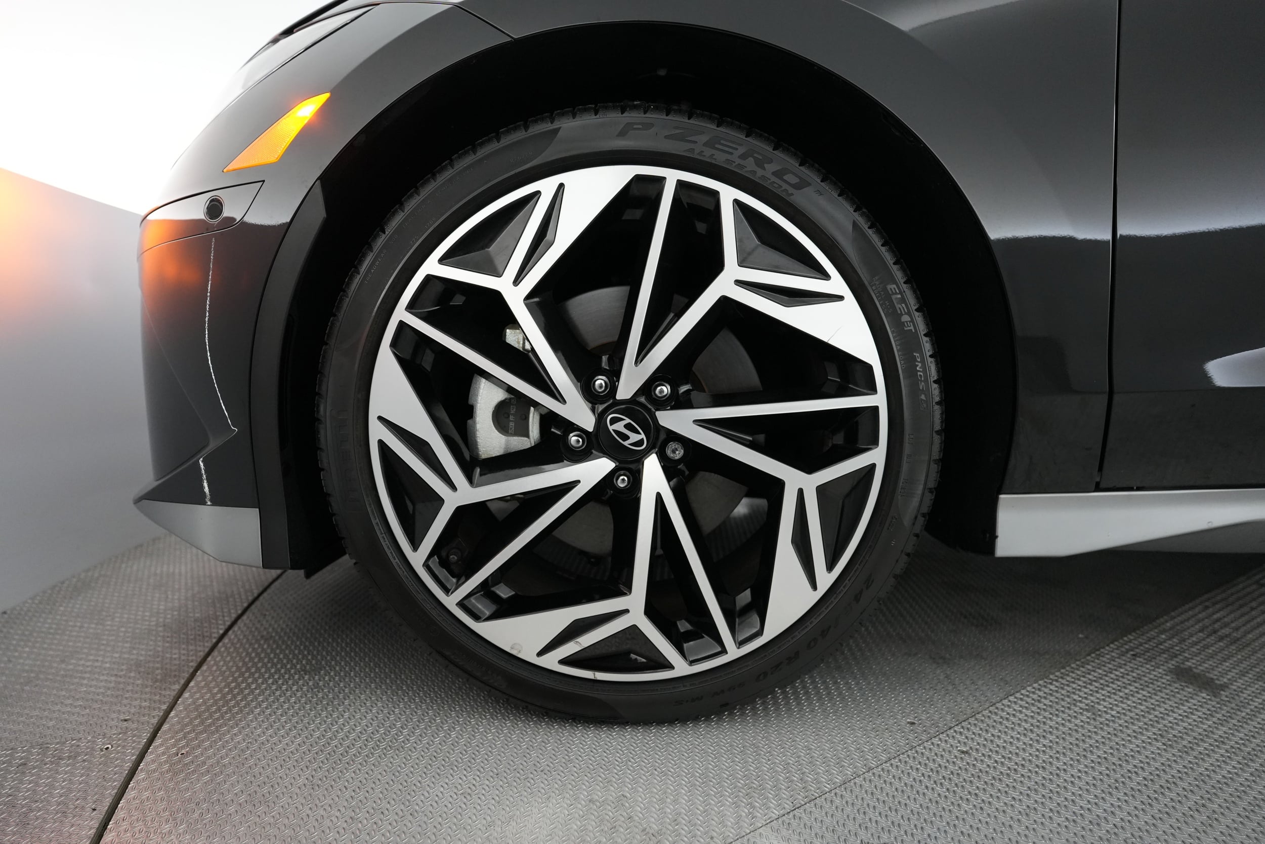 2023 Hyundai IONIQ 6