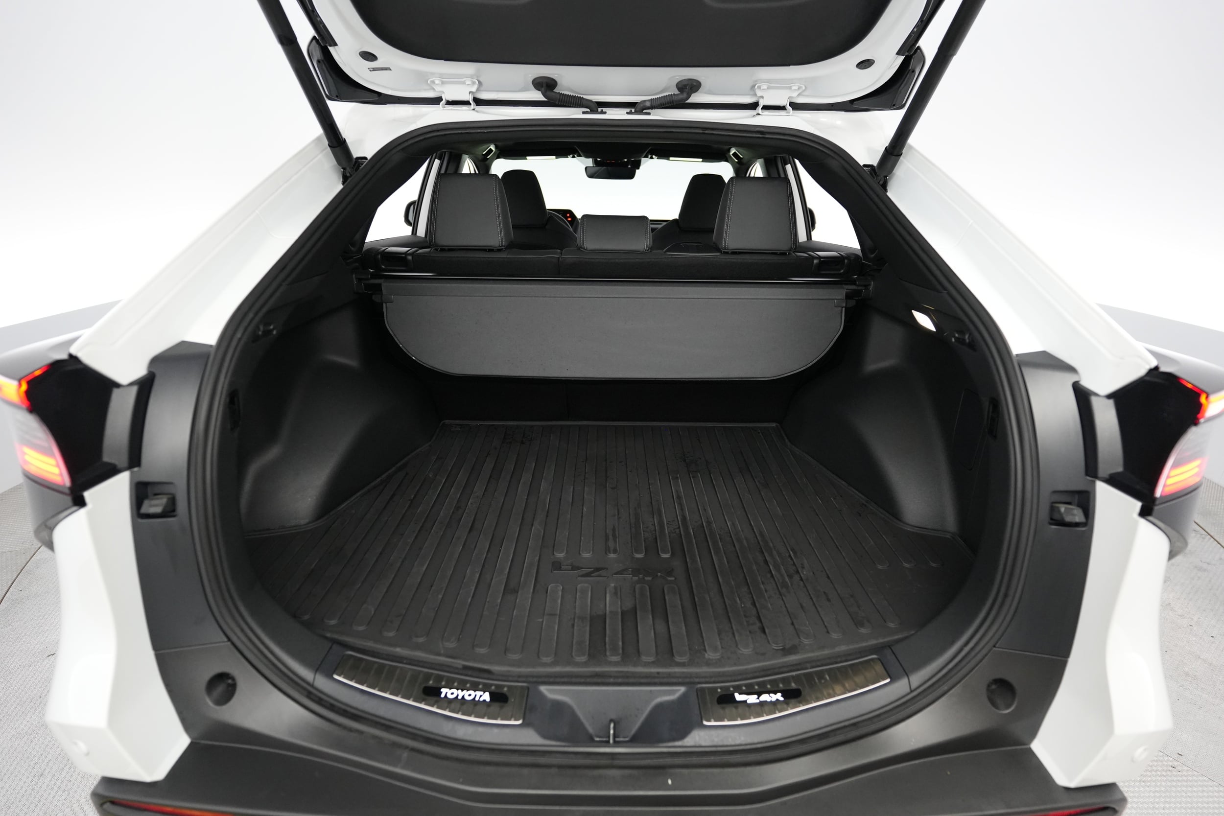 2025 Toyota bZ4X