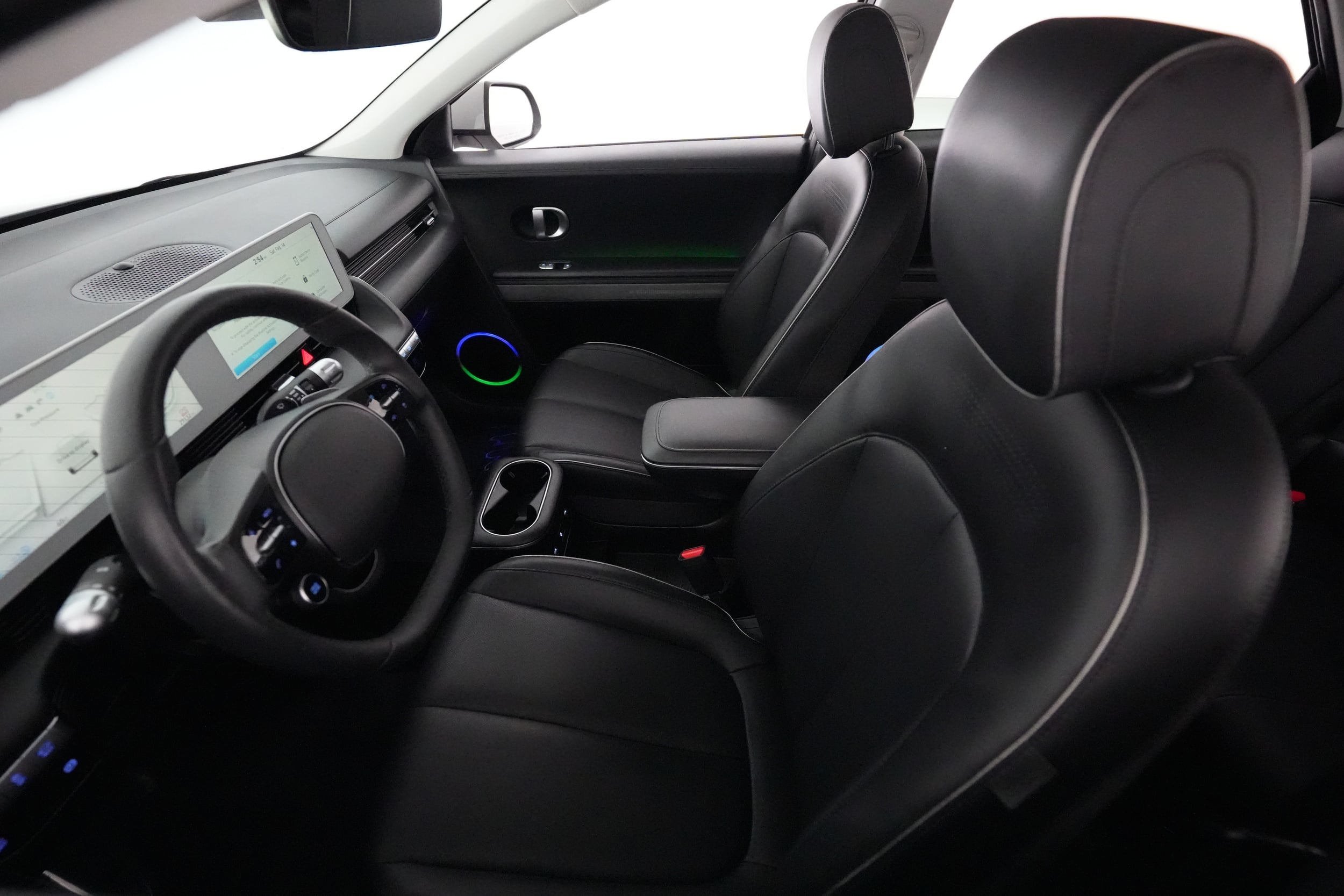 2023 Hyundai IONIQ 5 interior