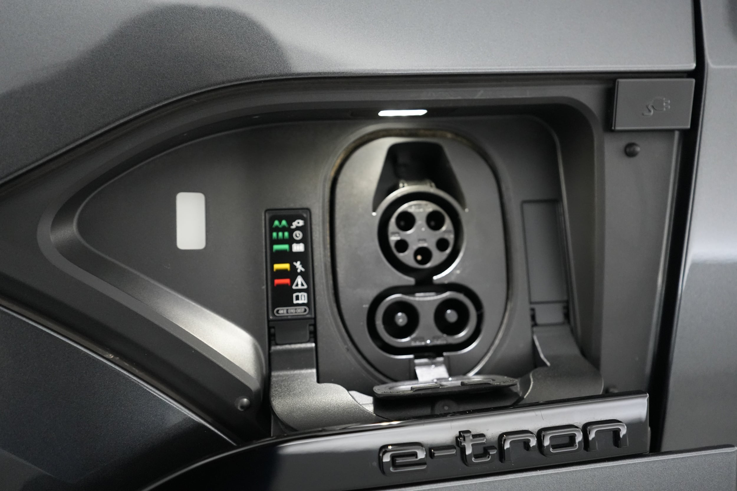 2024 Audi Q8 e-tron Sportback