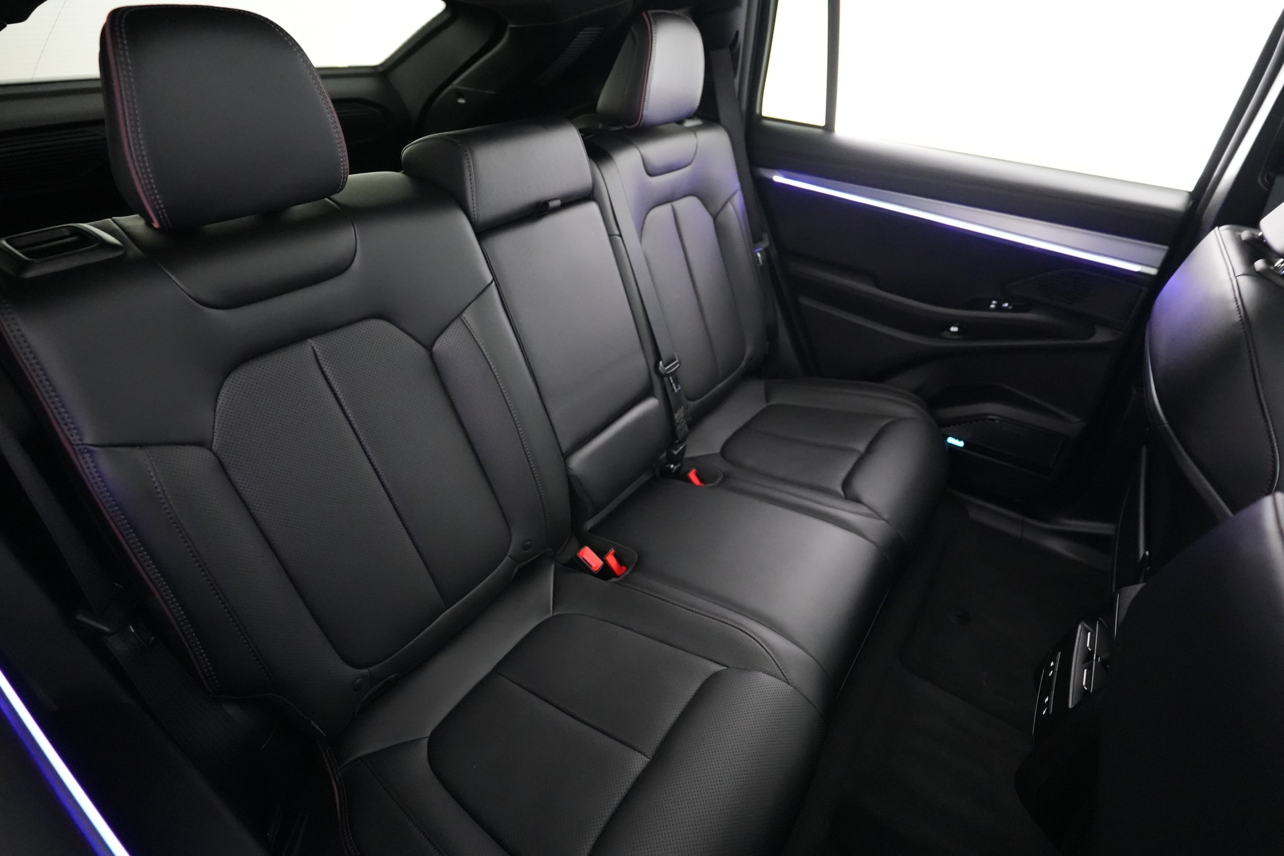 2024 Jeep Wagoneer S