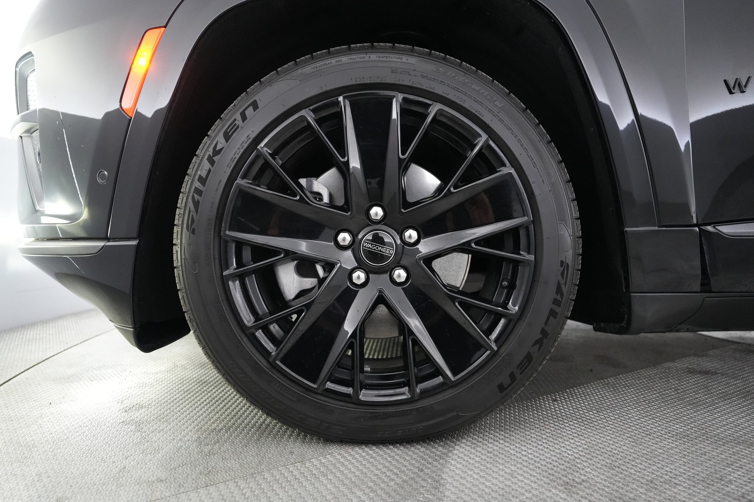 2024 Jeep Wagoneer S