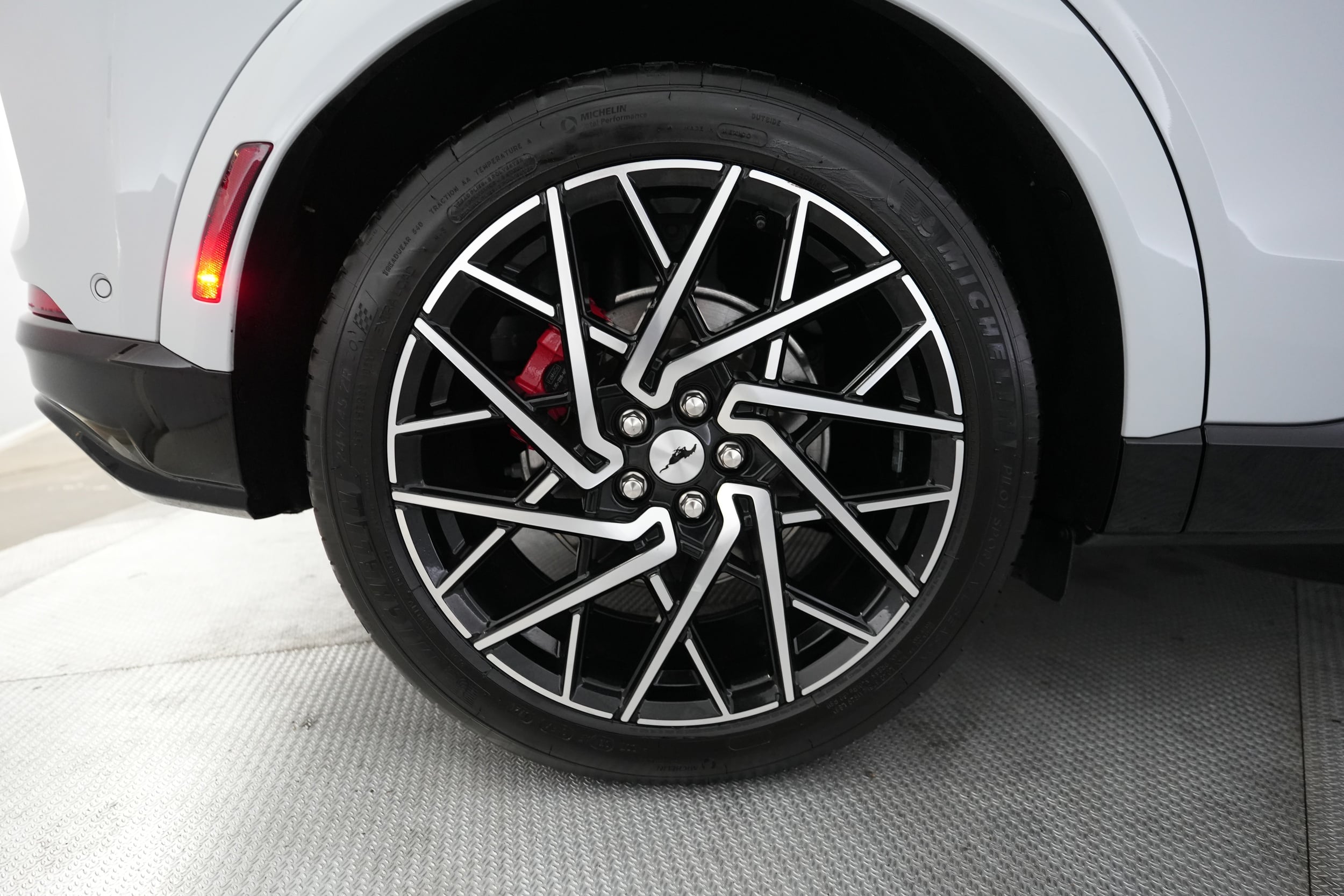 2023 Ford Mustang Mach-E