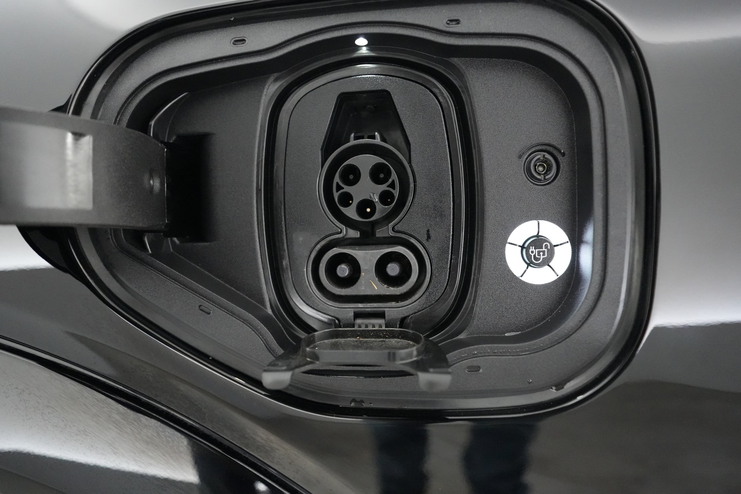 2025 Ford Mustang Mach-E