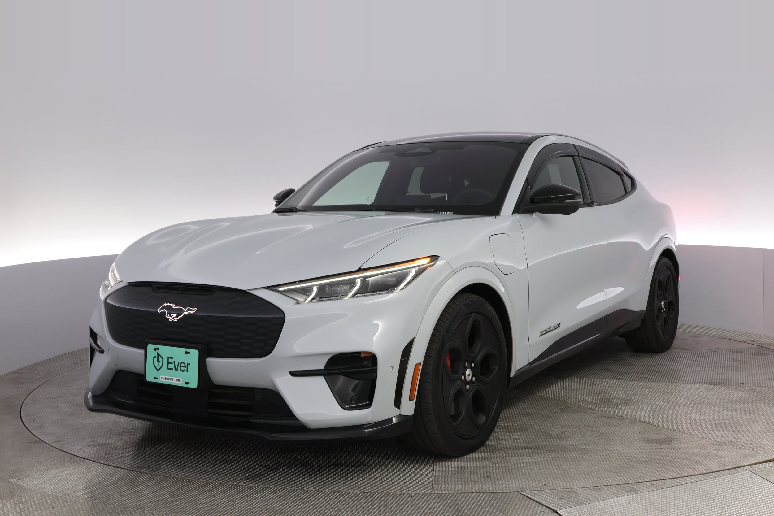 2022 Ford Mustang Mach-E