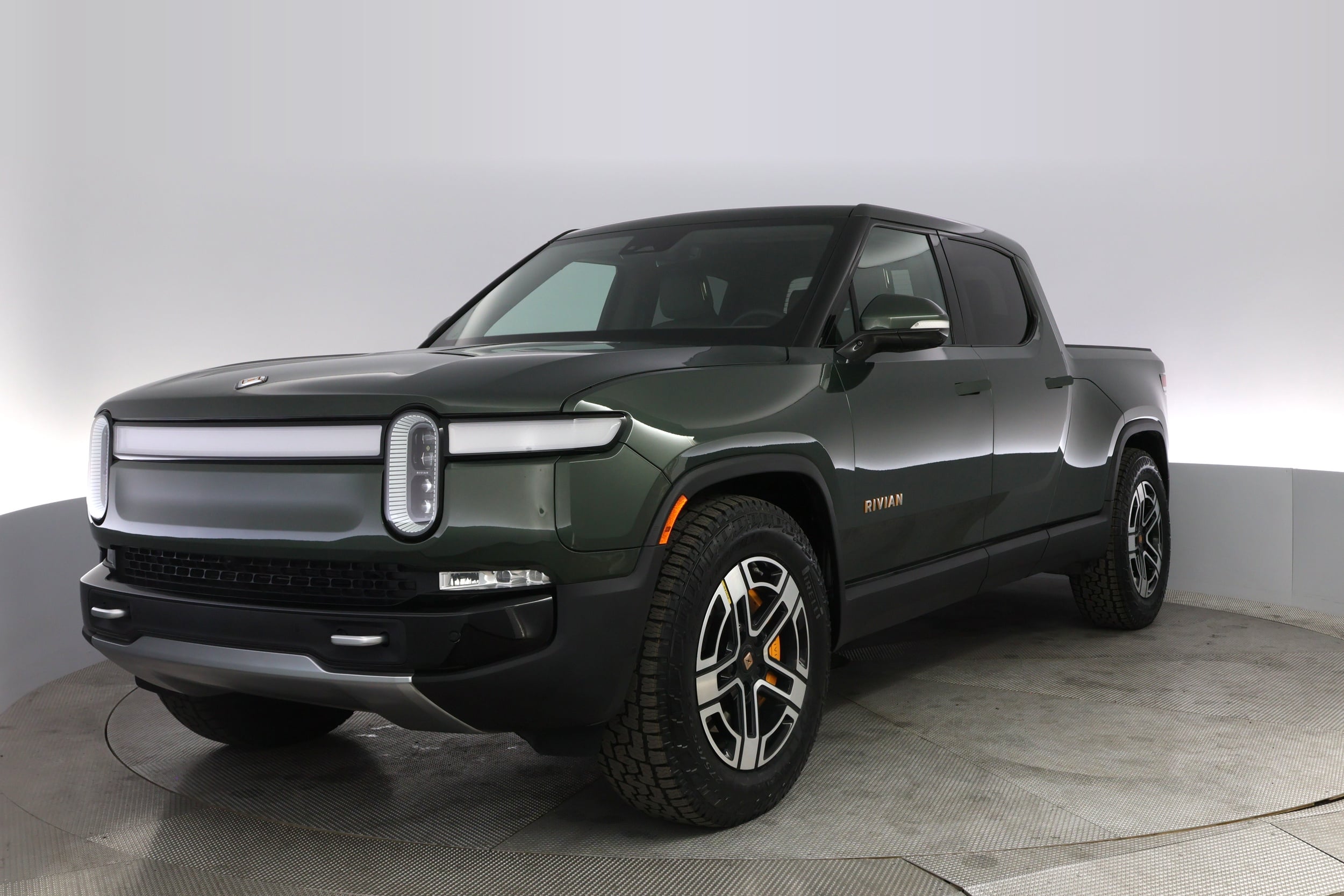 2023 Rivian R1T