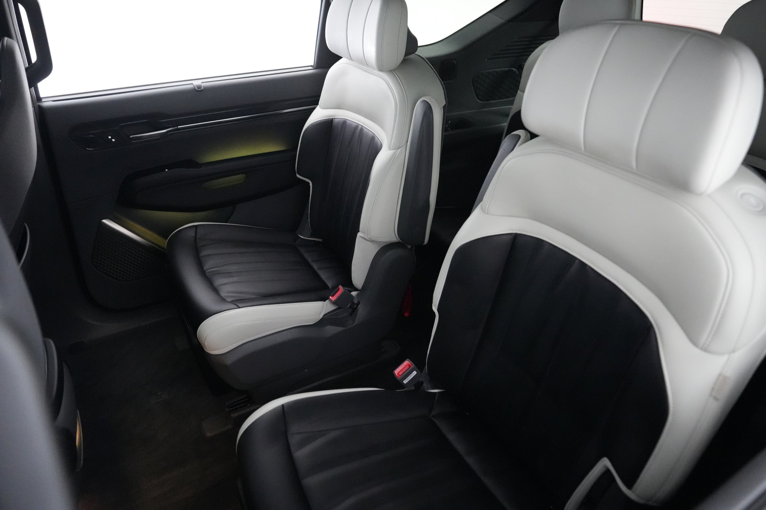 2024 Kia EV9 interior