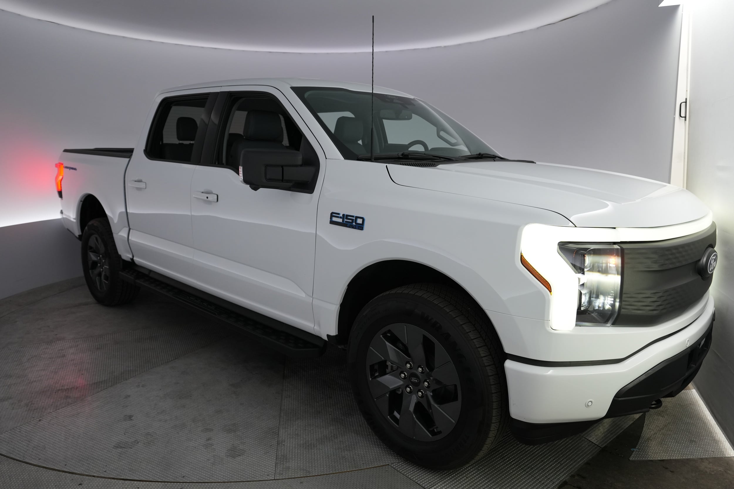 2025 Ford F-150 Lightning