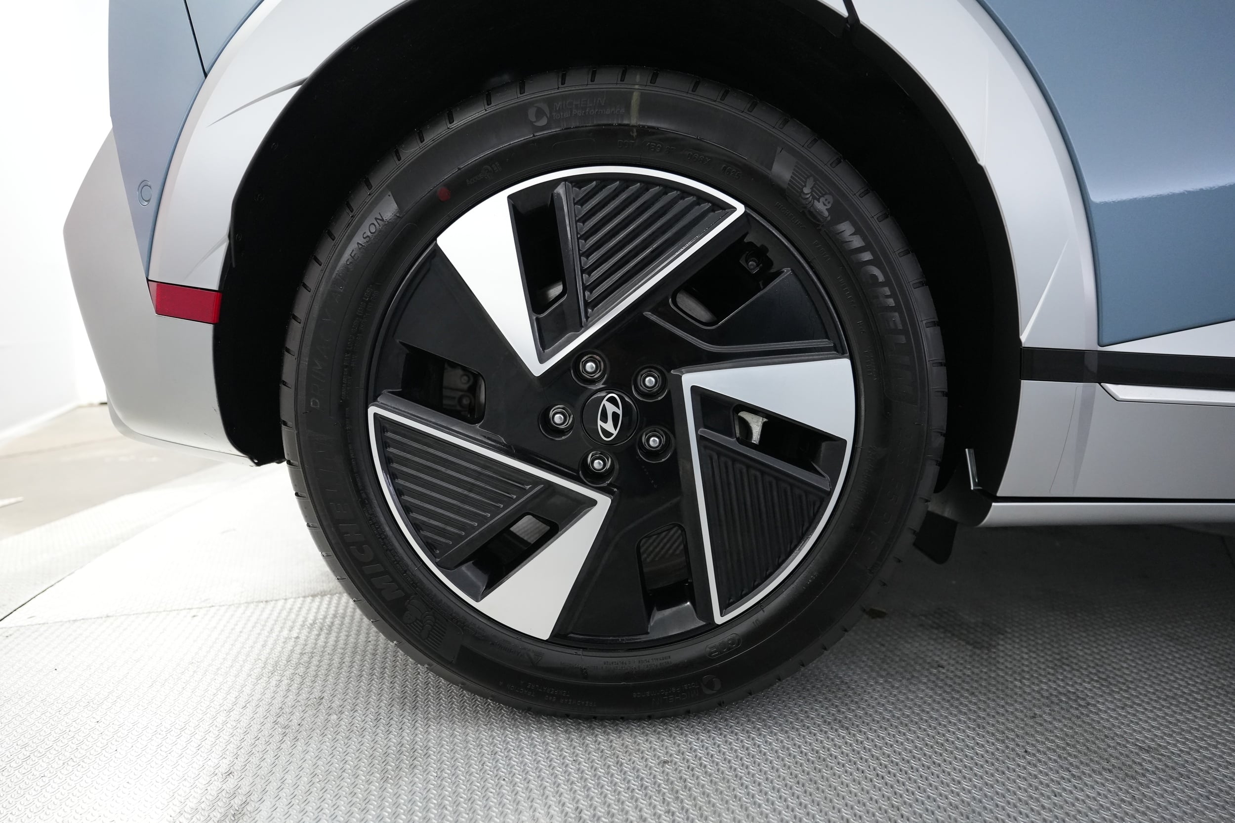 2025 Hyundai IONIQ 5