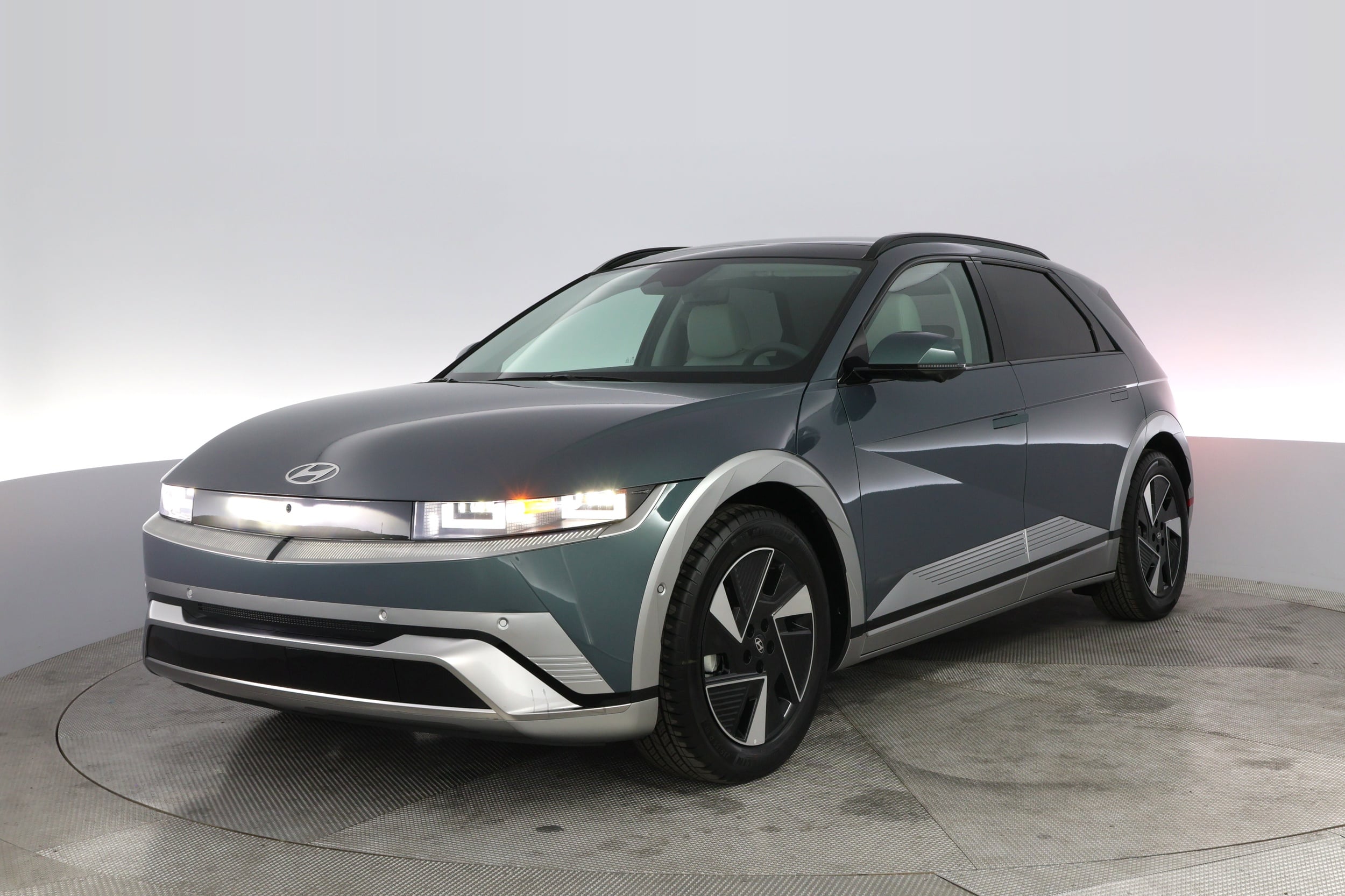 2025 Hyundai IONIQ 5